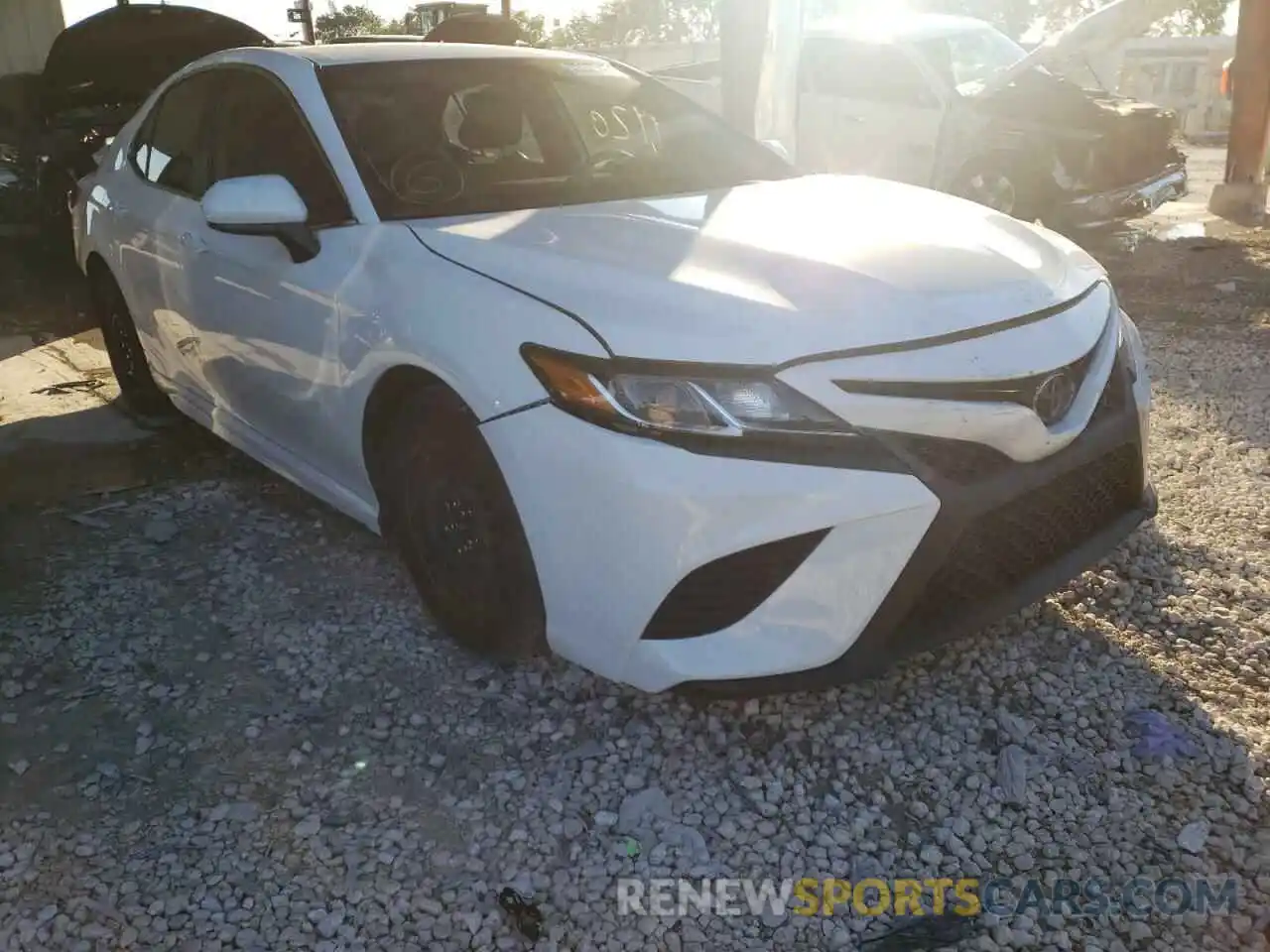 1 Photograph of a damaged car 4T1G11AK0LU904442 TOYOTA CAMRY 2020