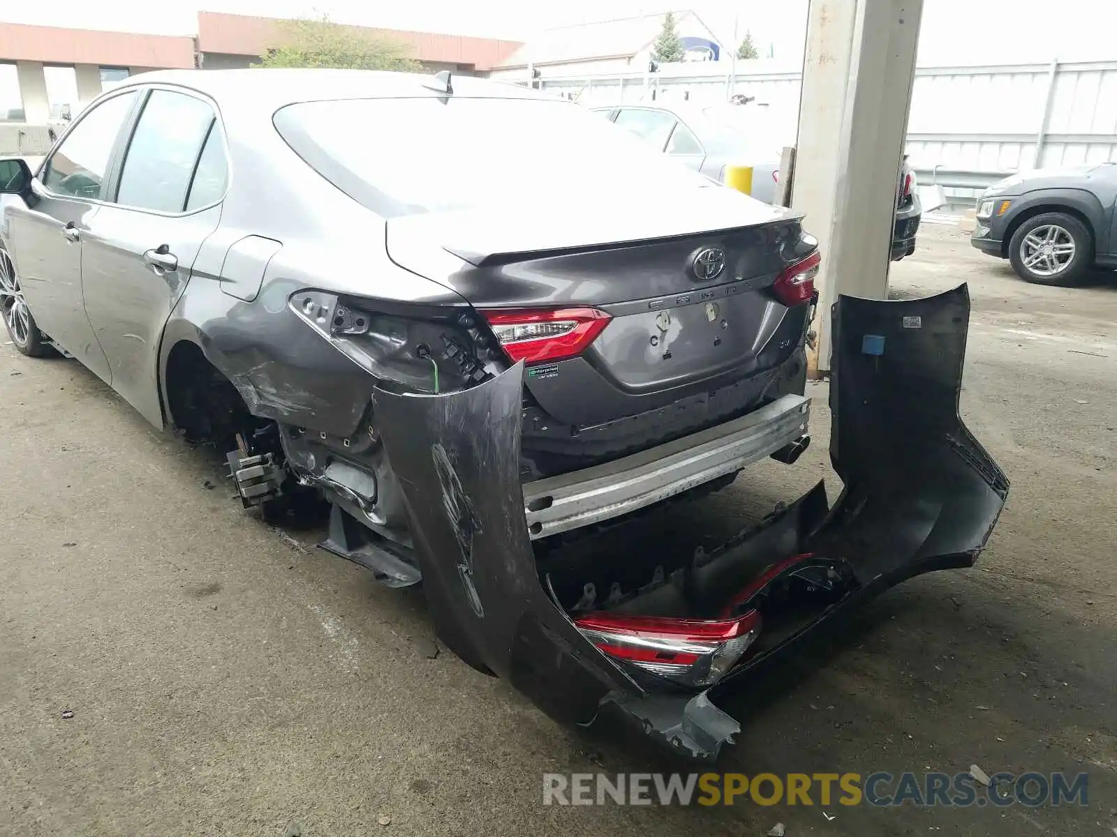 9 Photograph of a damaged car 4T1G11AK0LU904960 TOYOTA CAMRY 2020