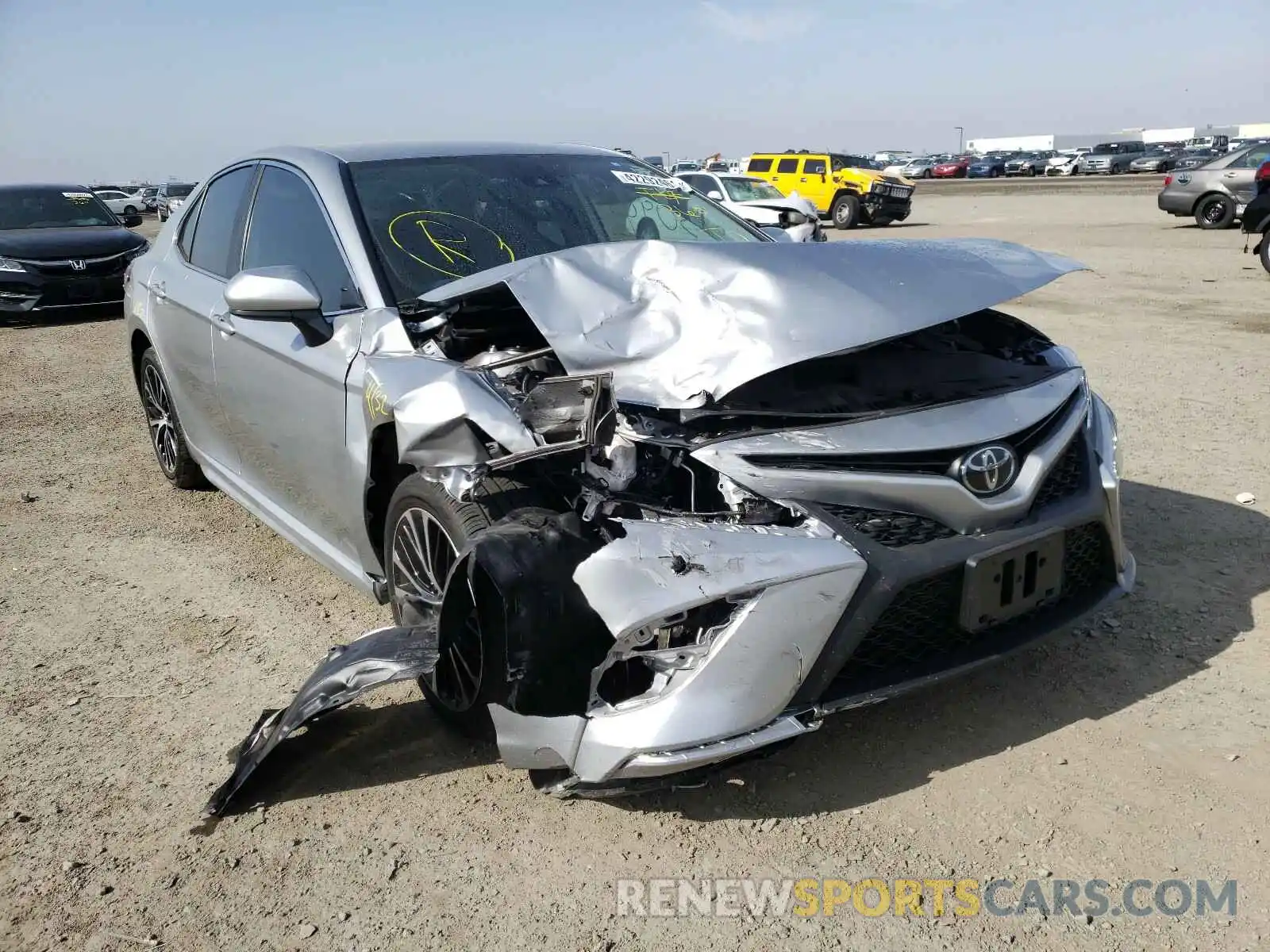 1 Photograph of a damaged car 4T1G11AK0LU911410 TOYOTA CAMRY 2020