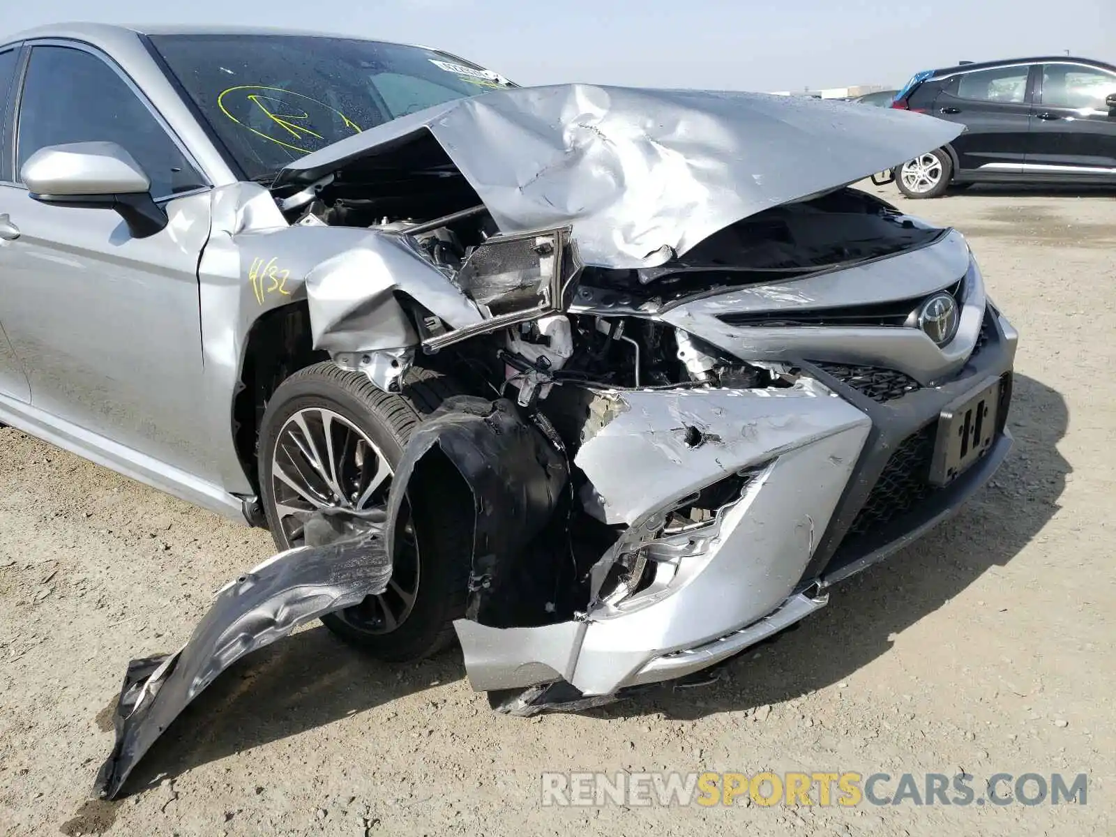 9 Photograph of a damaged car 4T1G11AK0LU911410 TOYOTA CAMRY 2020