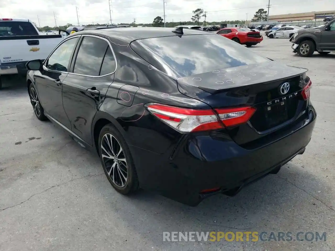 3 Photograph of a damaged car 4T1G11AK0LU913125 TOYOTA CAMRY 2020