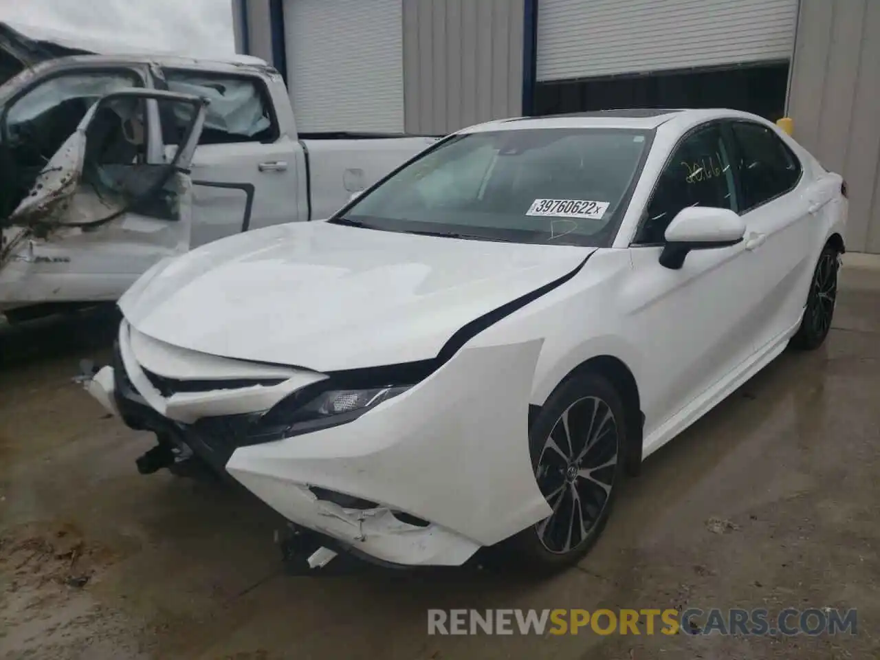 2 Photograph of a damaged car 4T1G11AK0LU913464 TOYOTA CAMRY 2020