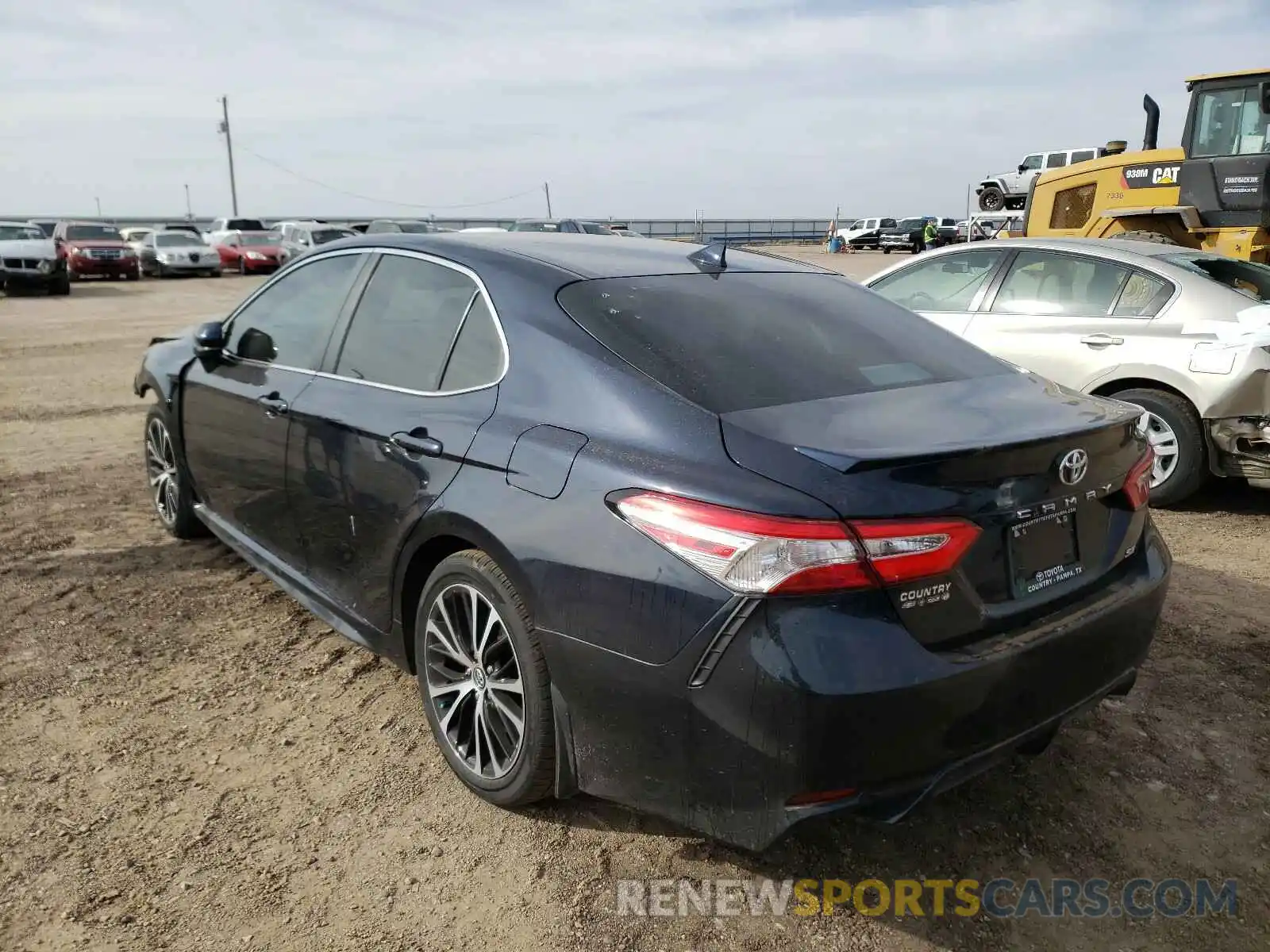 3 Photograph of a damaged car 4T1G11AK0LU913562 TOYOTA CAMRY 2020