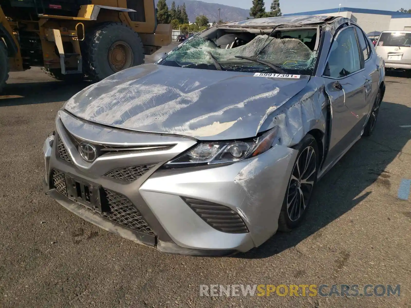 2 Photograph of a damaged car 4T1G11AK0LU914405 TOYOTA CAMRY 2020