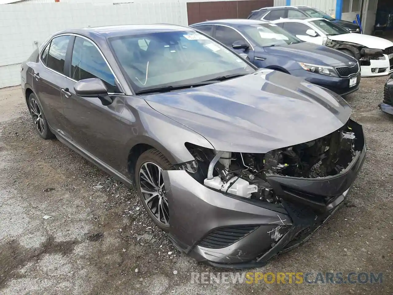 1 Photograph of a damaged car 4T1G11AK0LU930457 TOYOTA CAMRY 2020