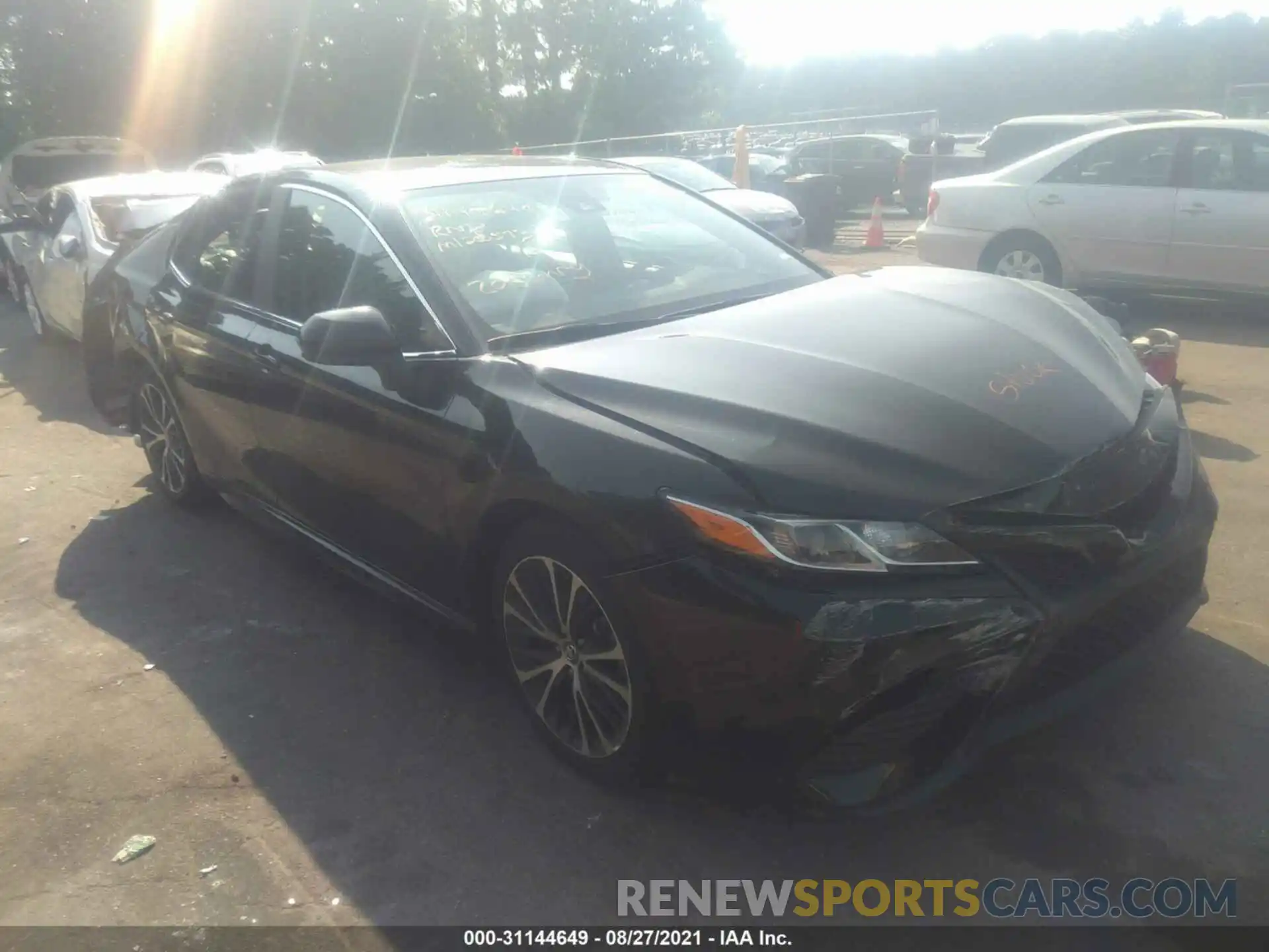 1 Photograph of a damaged car 4T1G11AK0LU930801 TOYOTA CAMRY 2020