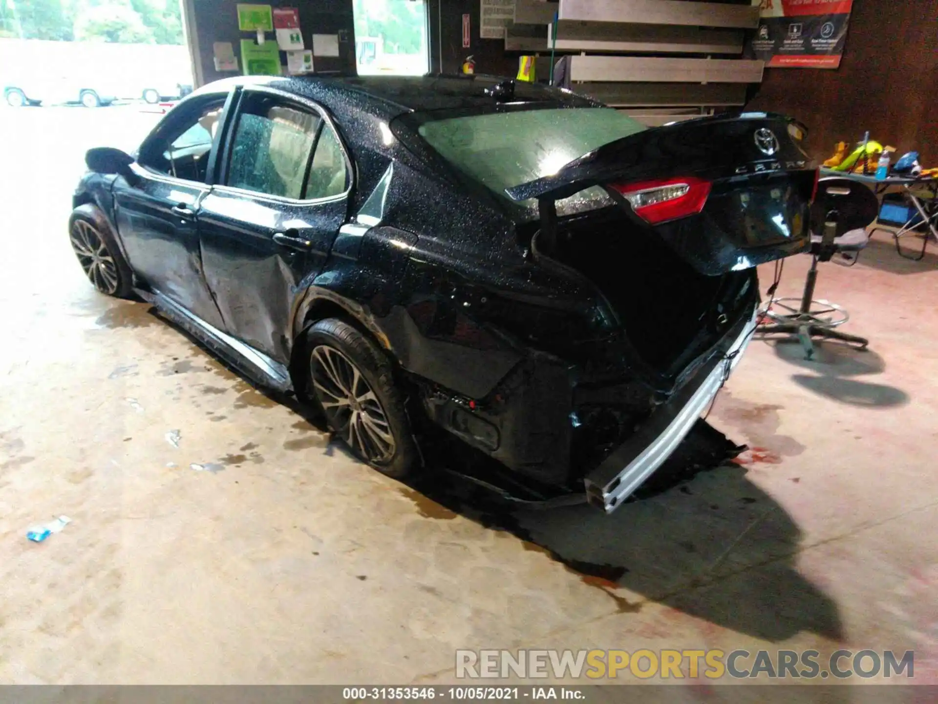 3 Photograph of a damaged car 4T1G11AK0LU931270 TOYOTA CAMRY 2020