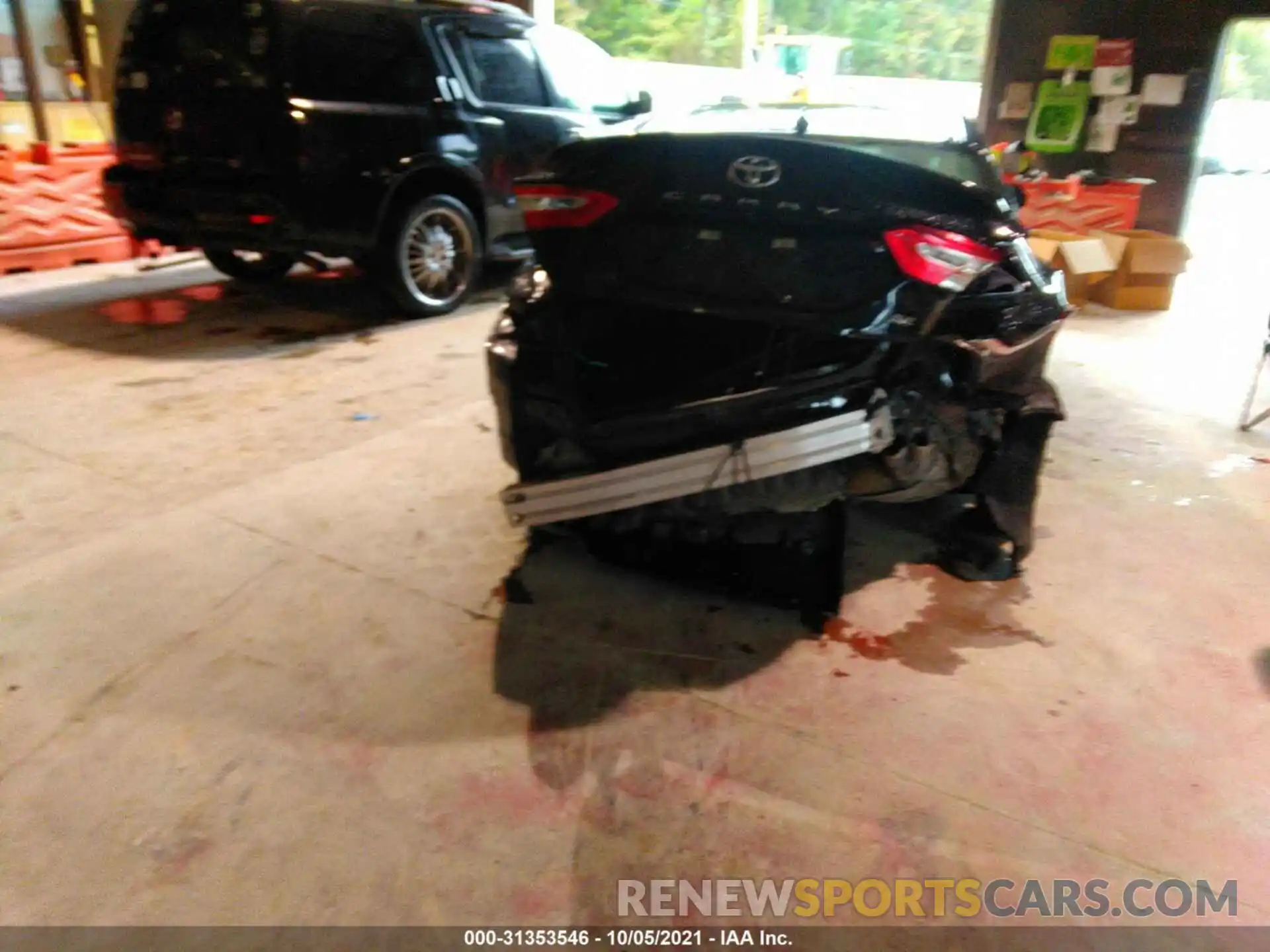 6 Photograph of a damaged car 4T1G11AK0LU931270 TOYOTA CAMRY 2020