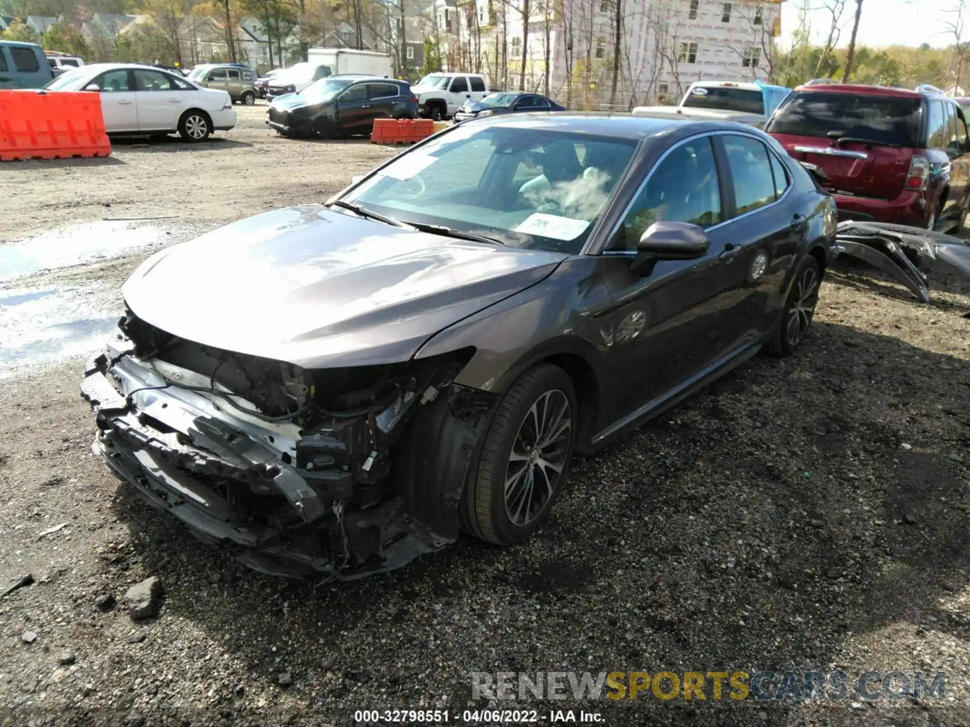 2 Photograph of a damaged car 4T1G11AK0LU934637 TOYOTA CAMRY 2020