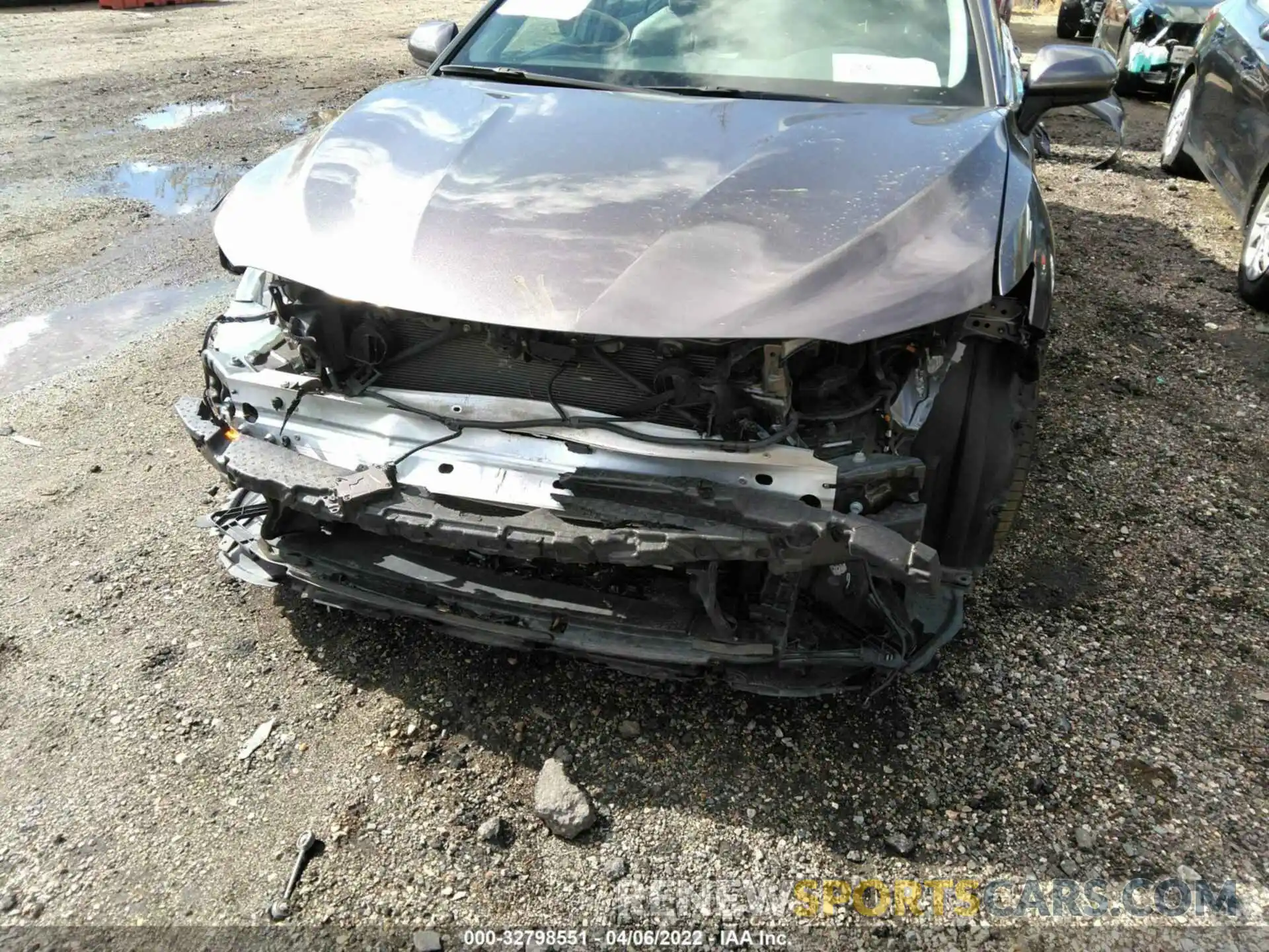 6 Photograph of a damaged car 4T1G11AK0LU934637 TOYOTA CAMRY 2020