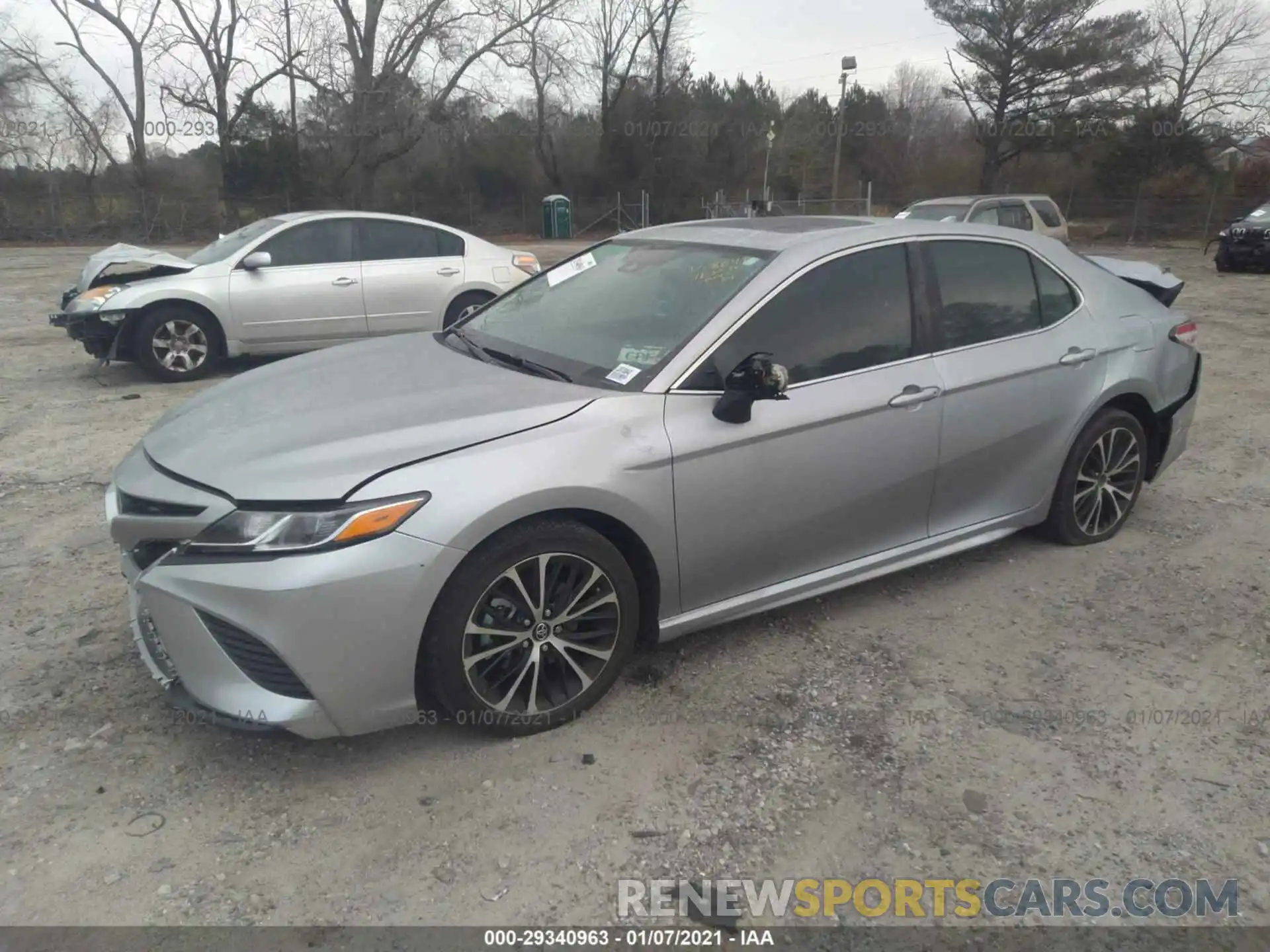 2 Photograph of a damaged car 4T1G11AK0LU938042 TOYOTA CAMRY 2020