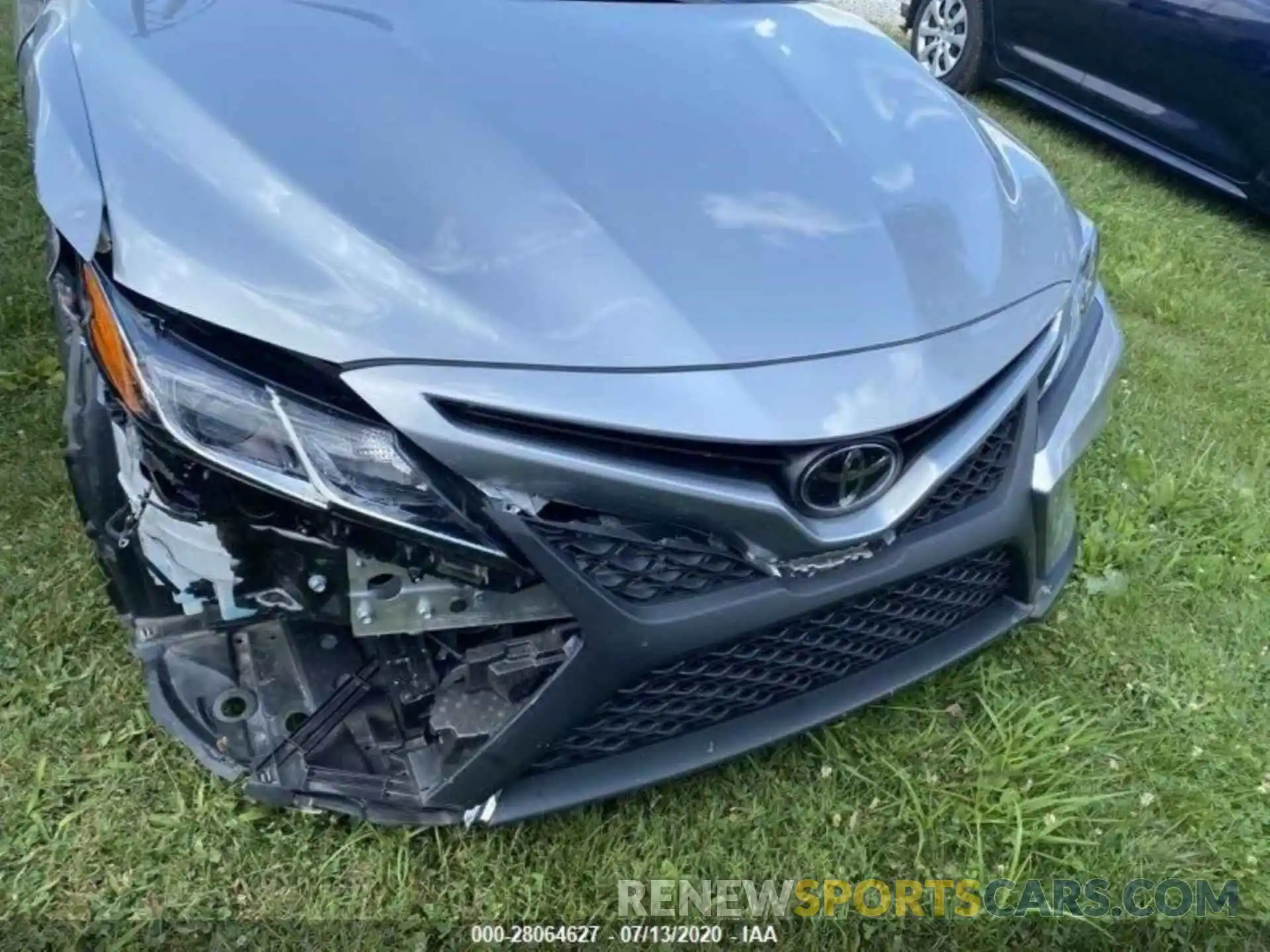 1 Photograph of a damaged car 4T1G11AK0LU939837 TOYOTA CAMRY 2020