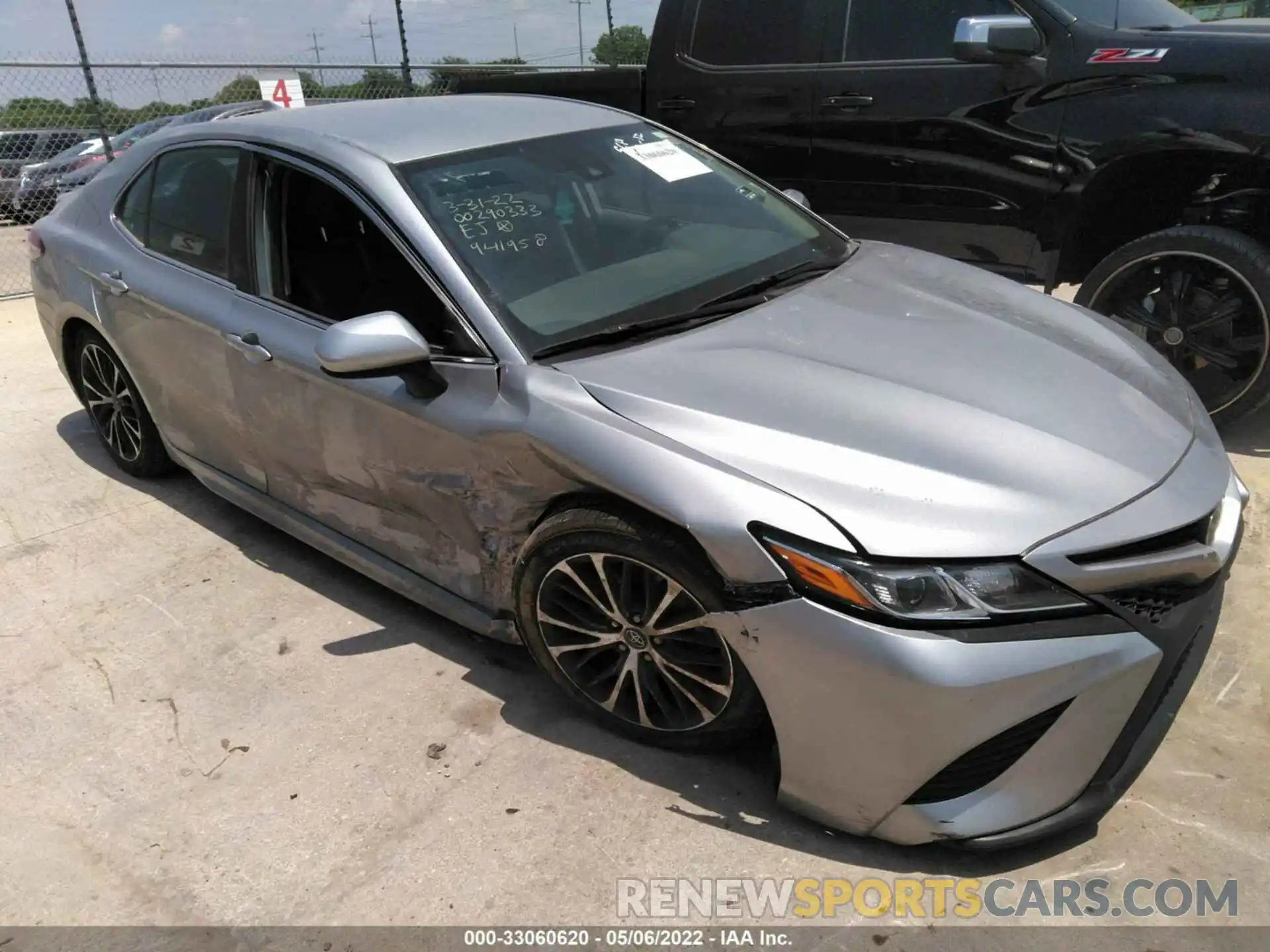 1 Photograph of a damaged car 4T1G11AK0LU941958 TOYOTA CAMRY 2020