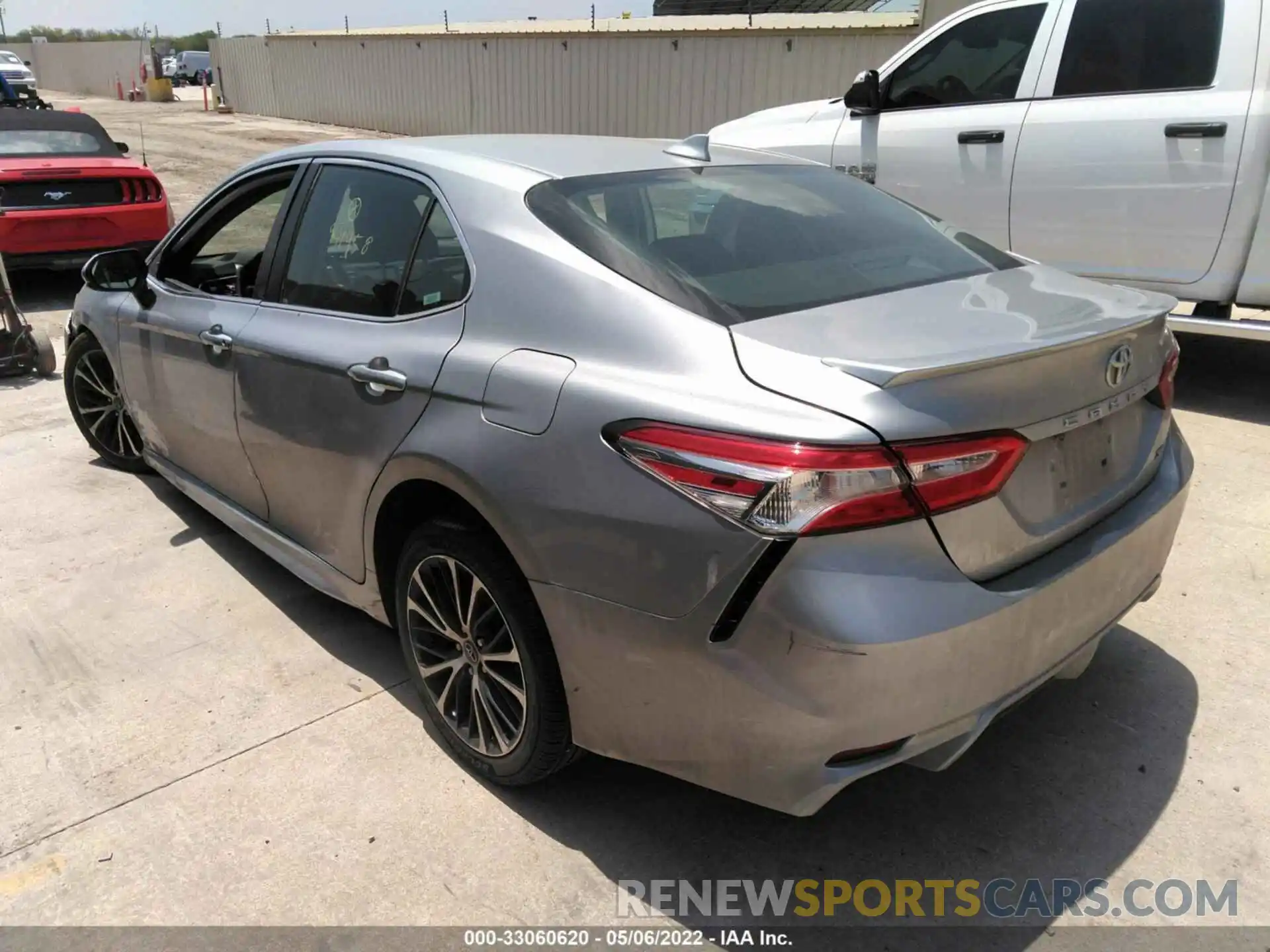 3 Photograph of a damaged car 4T1G11AK0LU941958 TOYOTA CAMRY 2020