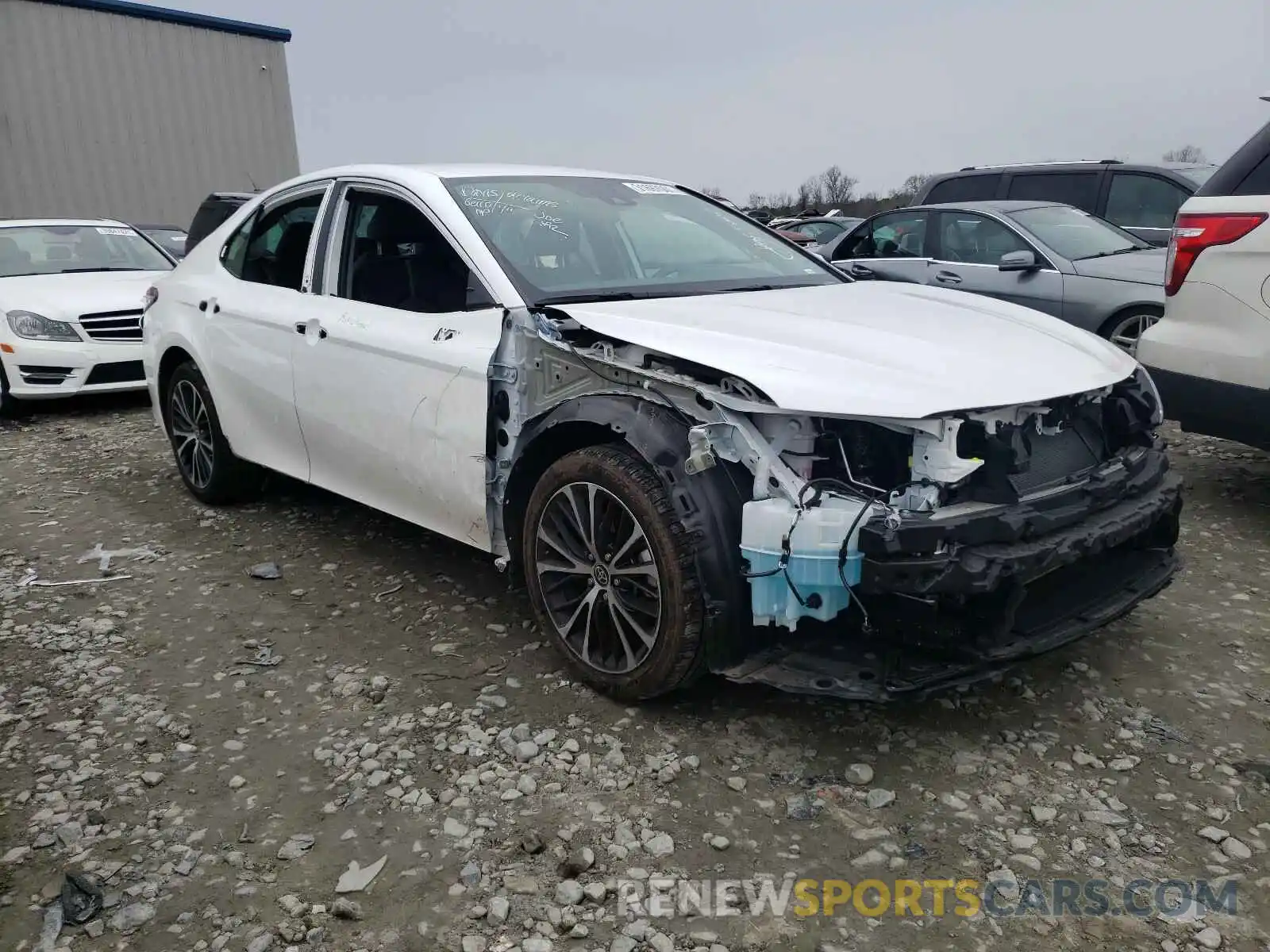 1 Photograph of a damaged car 4T1G11AK0LU954919 TOYOTA CAMRY 2020