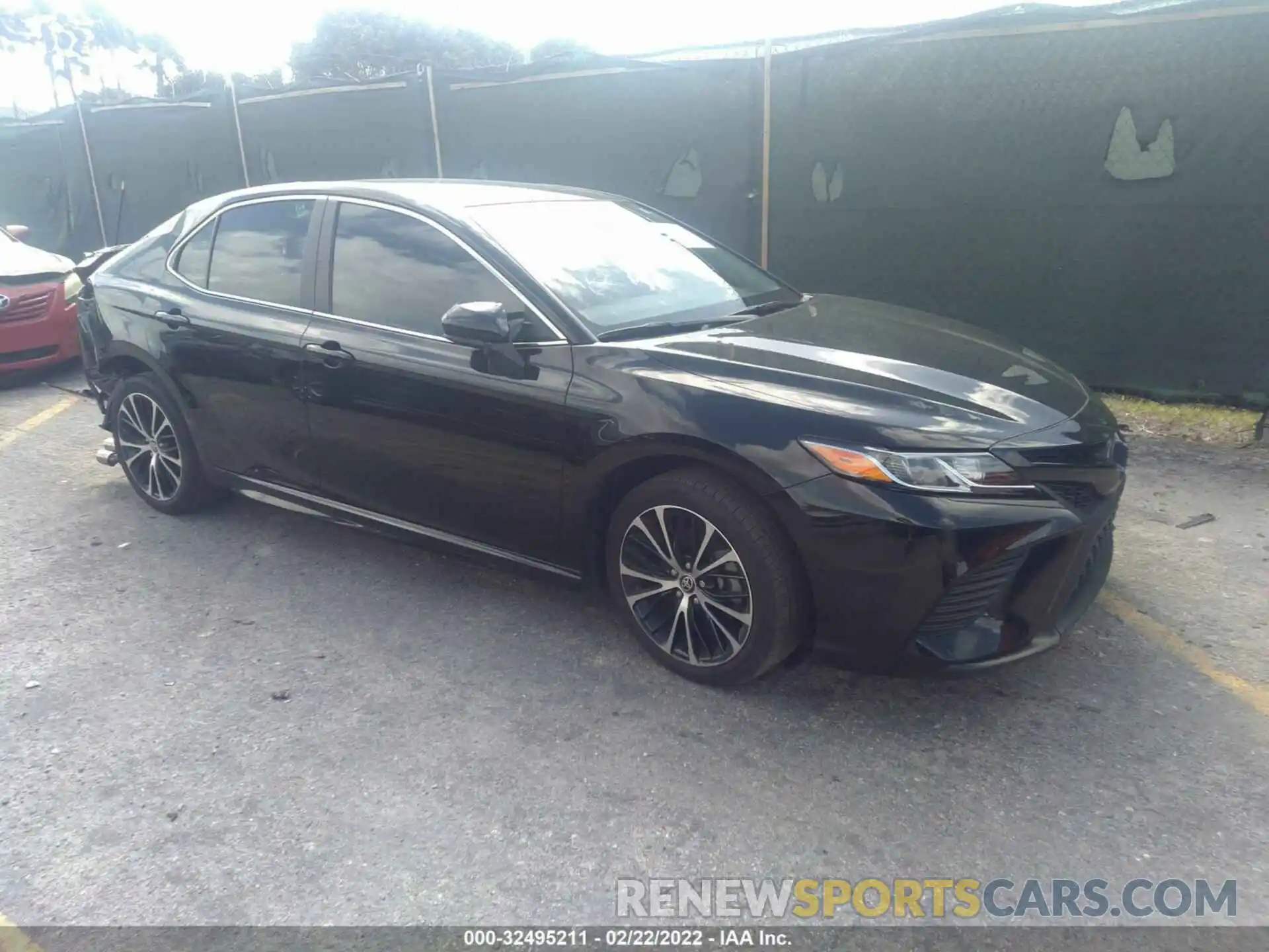 1 Photograph of a damaged car 4T1G11AK0LU956766 TOYOTA CAMRY 2020