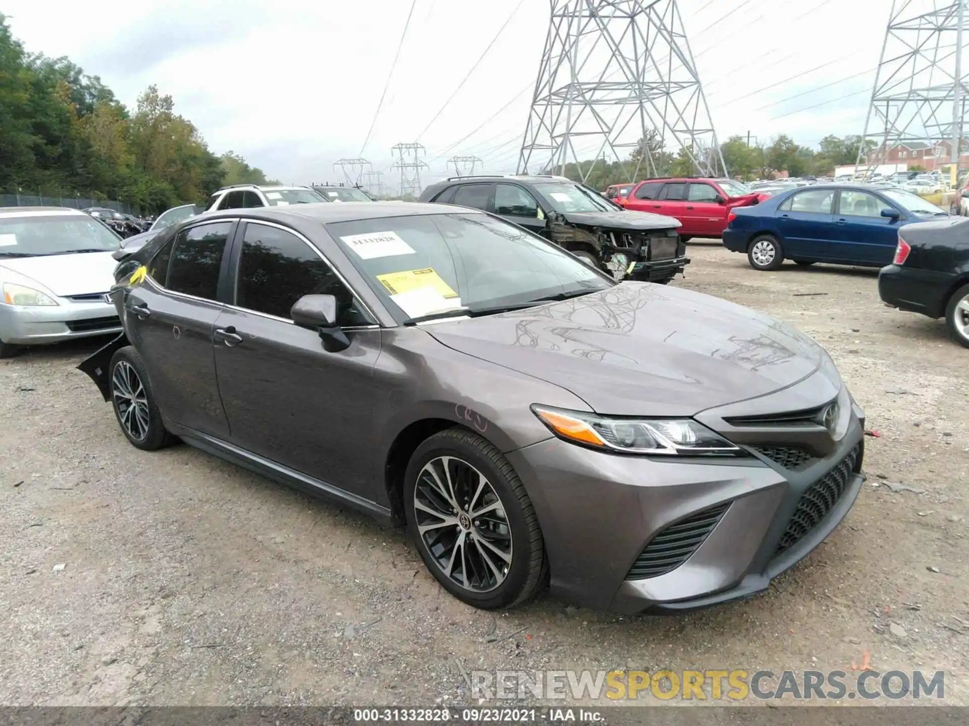 1 Photograph of a damaged car 4T1G11AK0LU968500 TOYOTA CAMRY 2020