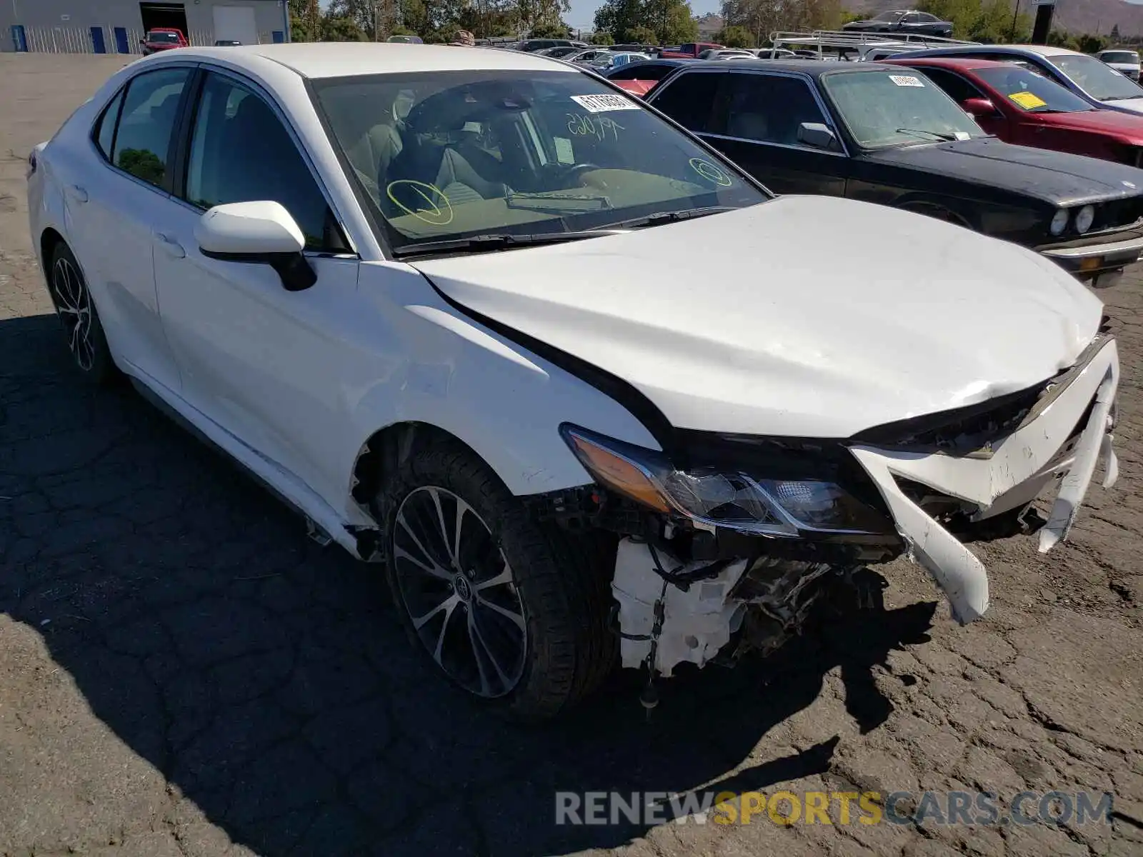 1 Photograph of a damaged car 4T1G11AK0LU972708 TOYOTA CAMRY 2020