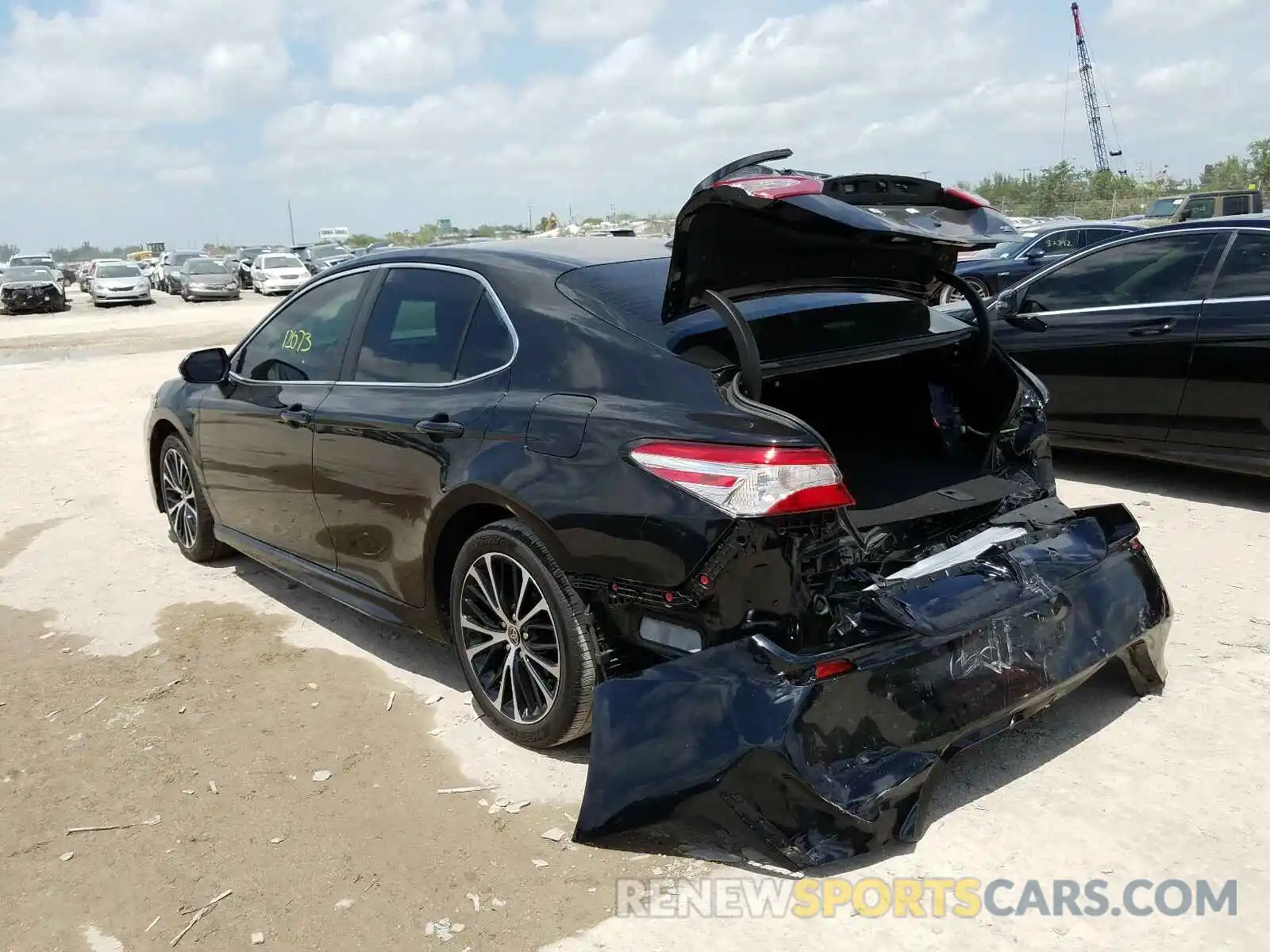 3 Photograph of a damaged car 4T1G11AK0LU974457 TOYOTA CAMRY 2020