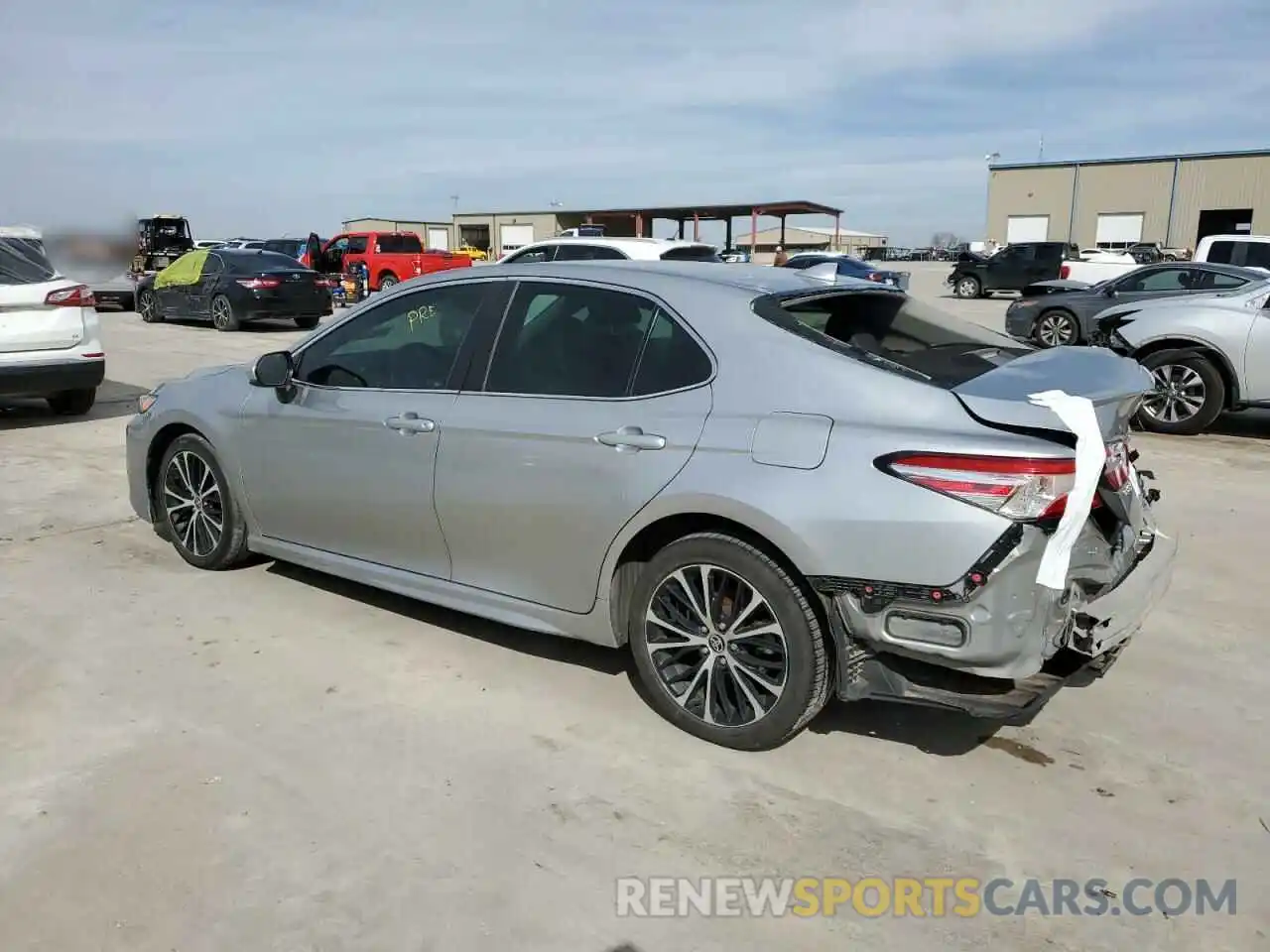 2 Photograph of a damaged car 4T1G11AK0LU988343 TOYOTA CAMRY 2020