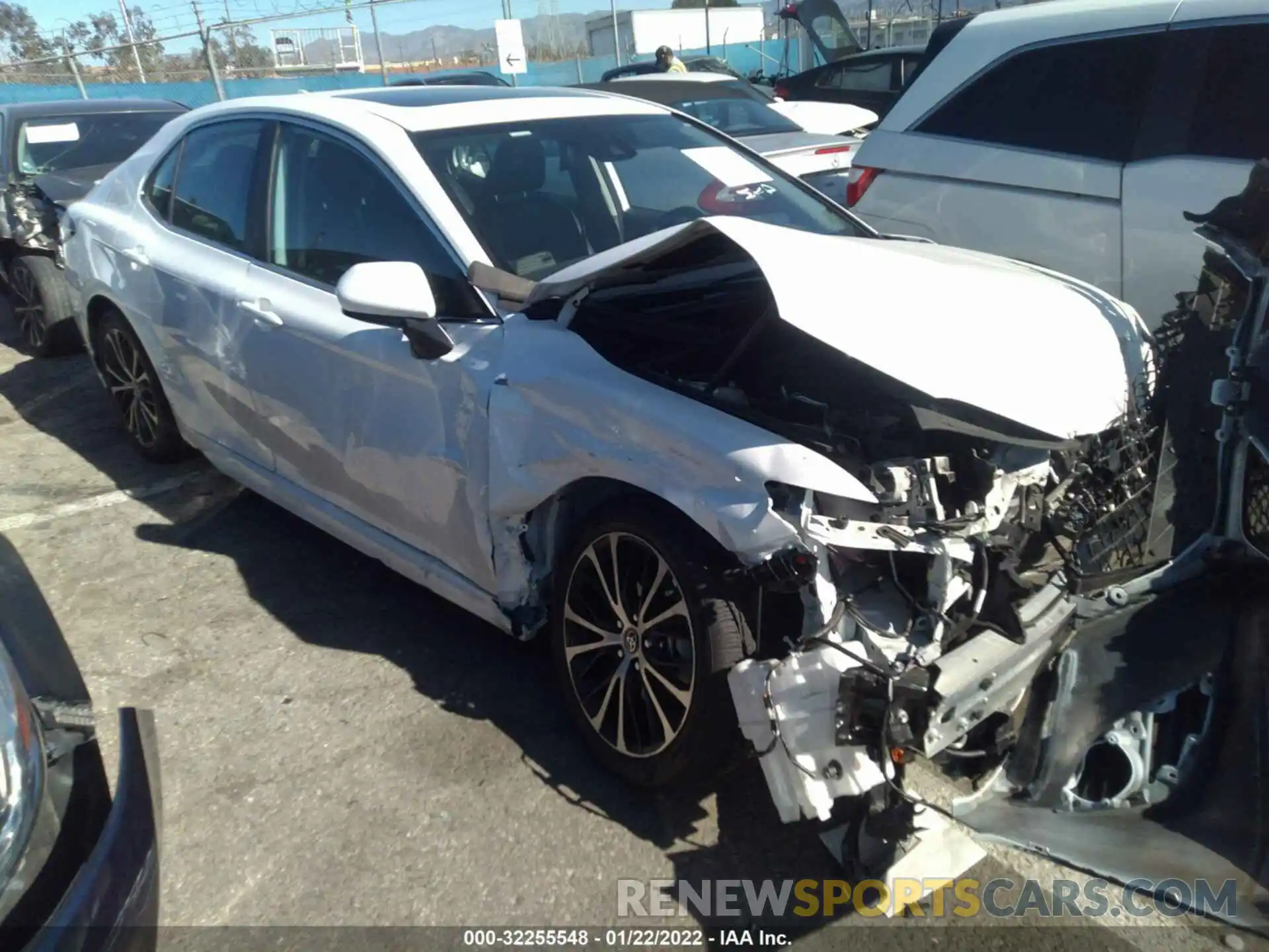 1 Photograph of a damaged car 4T1G11AK0LU988990 TOYOTA CAMRY 2020