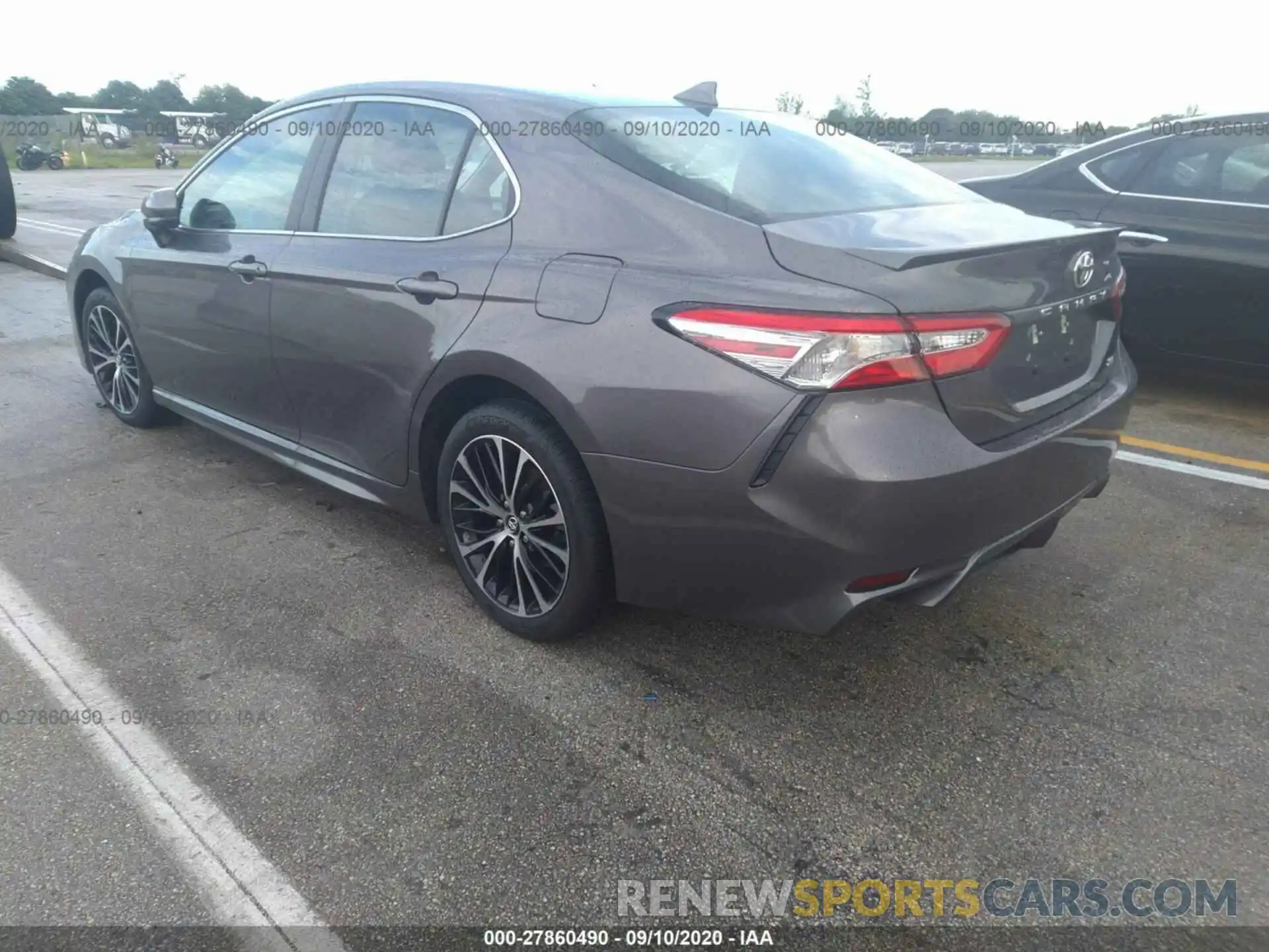 3 Photograph of a damaged car 4T1G11AK0LV929261 TOYOTA CAMRY 2020