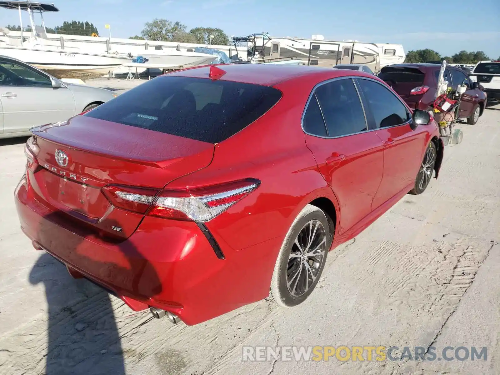 4 Photograph of a damaged car 4T1G11AK1LU307672 TOYOTA CAMRY 2020