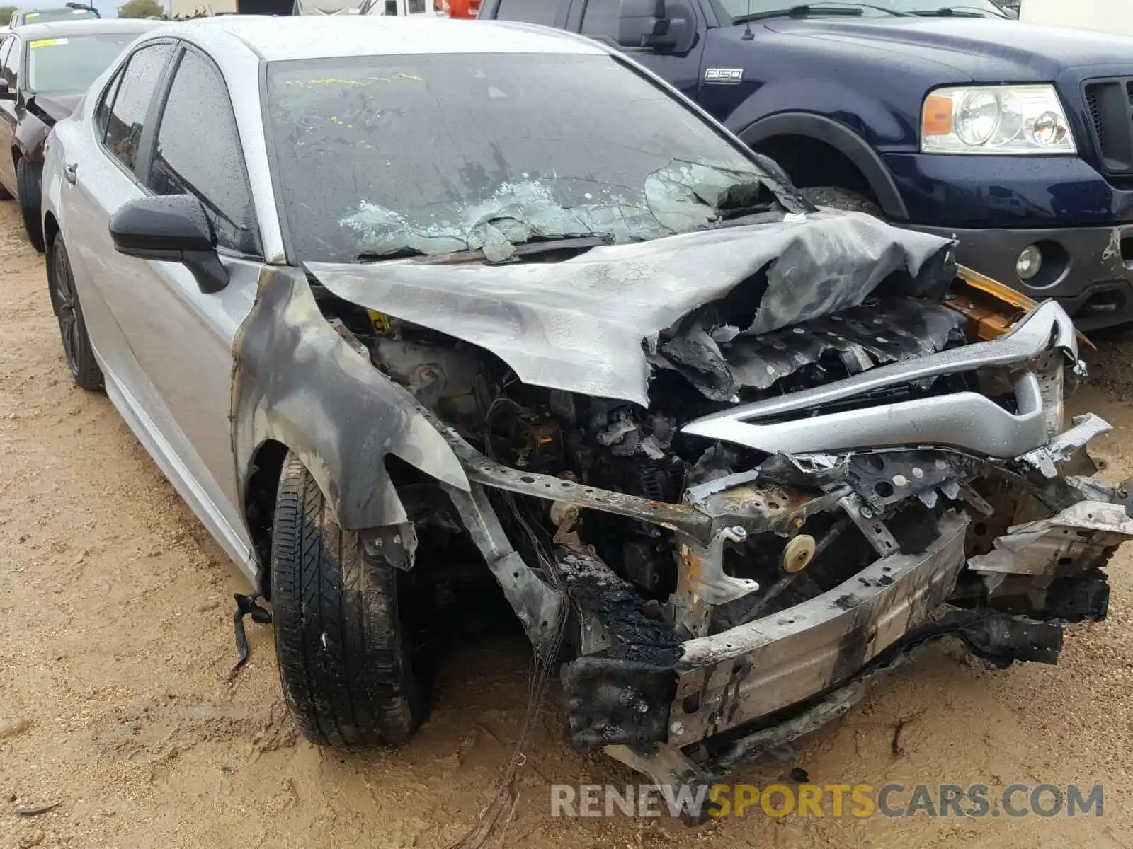 1 Photograph of a damaged car 4T1G11AK1LU308577 TOYOTA CAMRY 2020