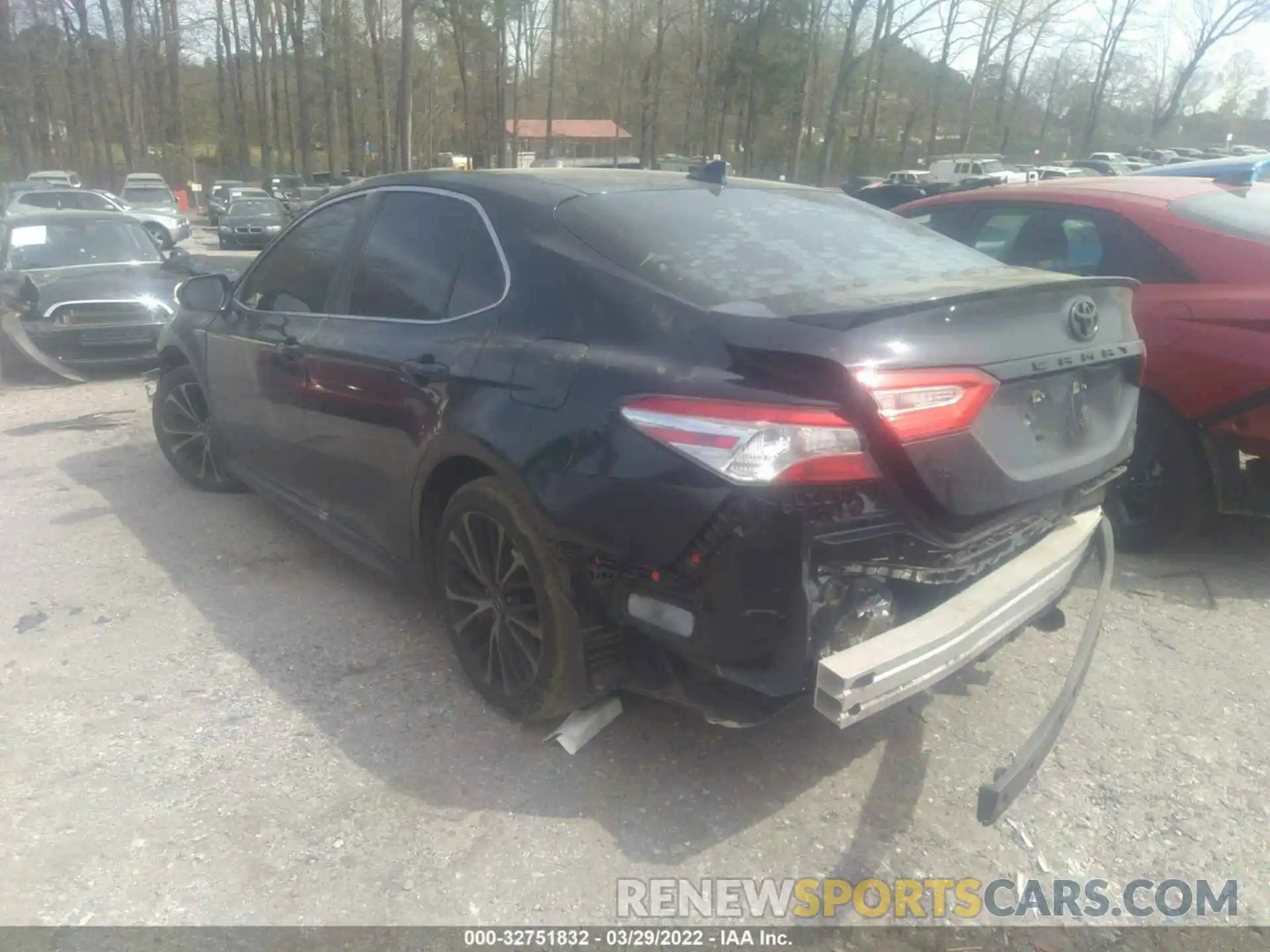 3 Photograph of a damaged car 4T1G11AK1LU310586 TOYOTA CAMRY 2020