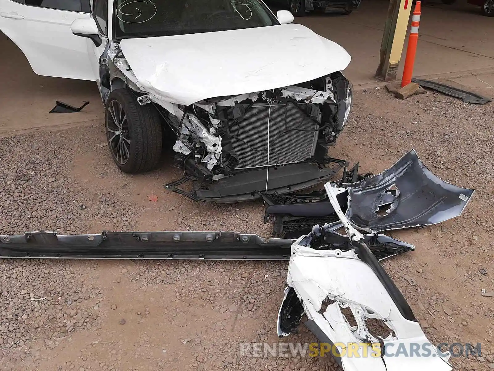 9 Photograph of a damaged car 4T1G11AK1LU315514 TOYOTA CAMRY 2020