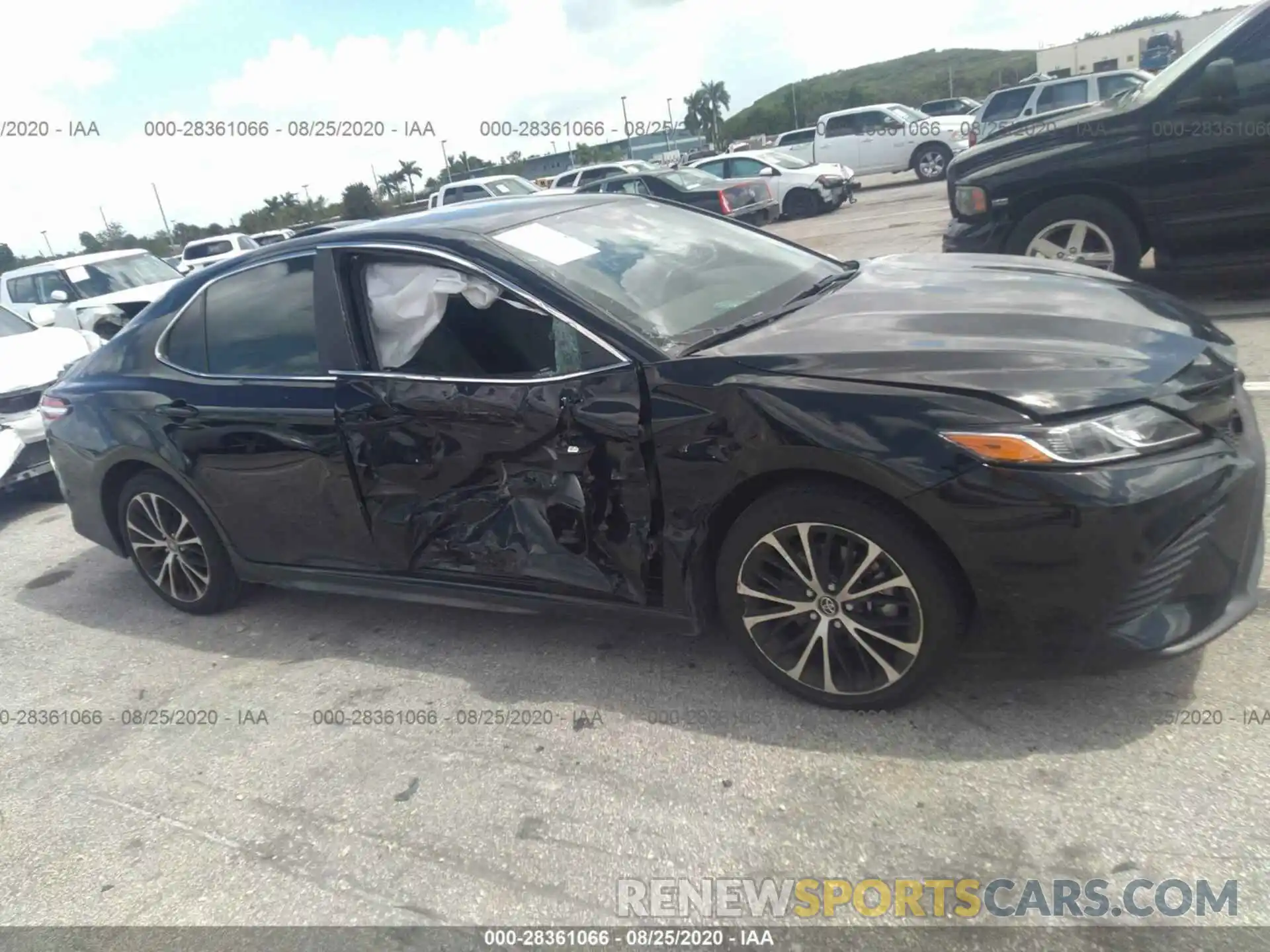 6 Photograph of a damaged car 4T1G11AK1LU316811 TOYOTA CAMRY 2020