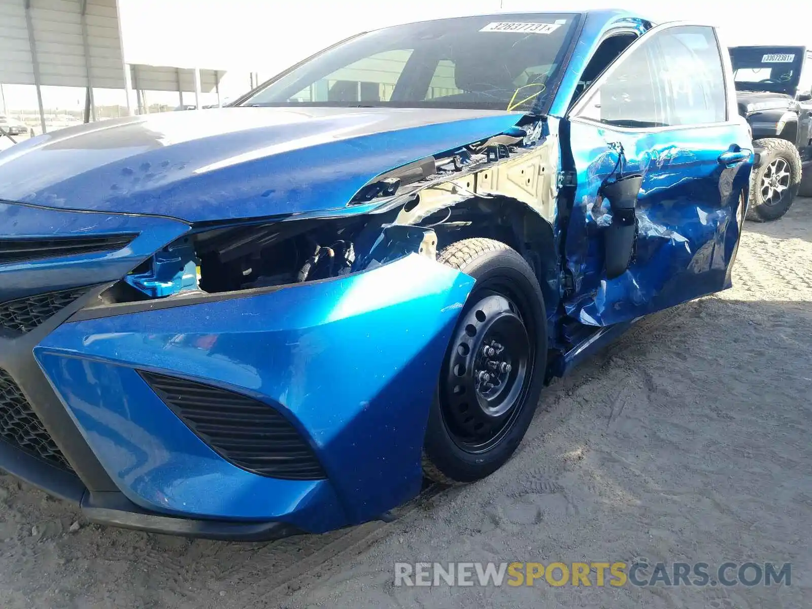 9 Photograph of a damaged car 4T1G11AK1LU318672 TOYOTA CAMRY 2020