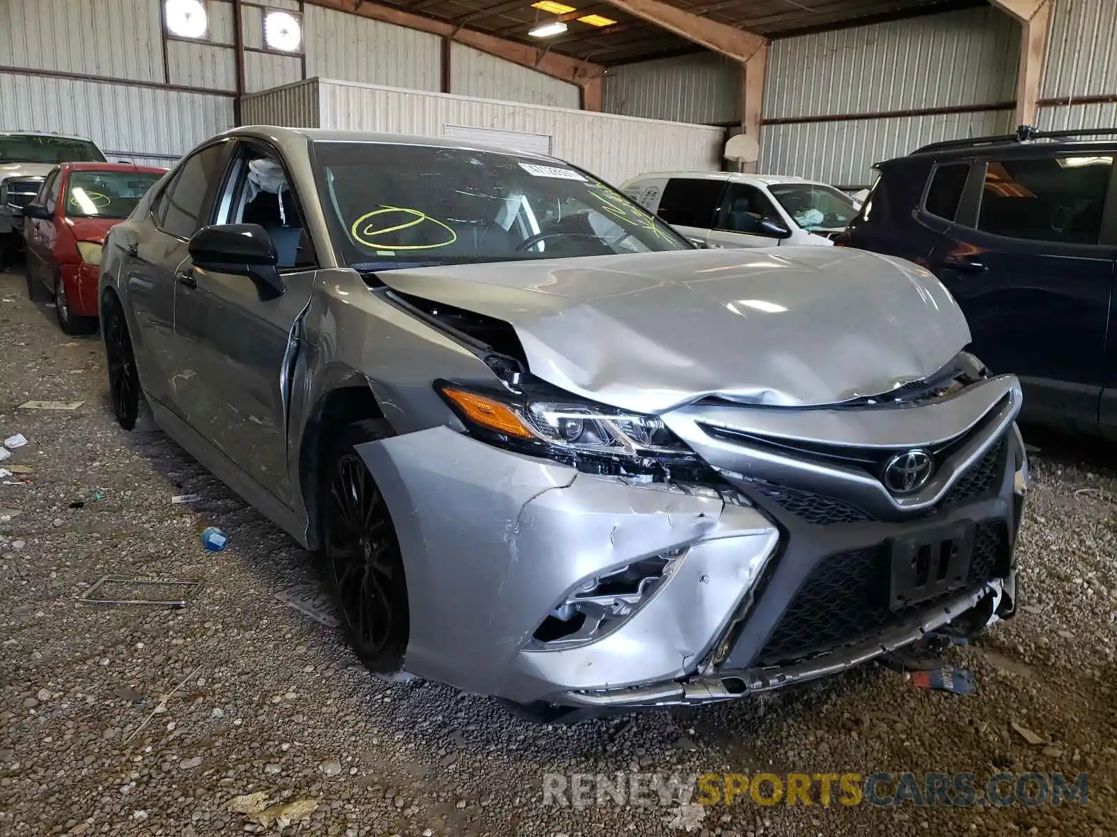 1 Photograph of a damaged car 4T1G11AK1LU318820 TOYOTA CAMRY 2020