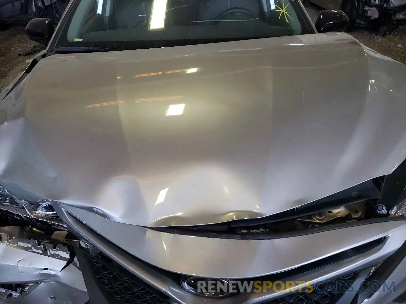 7 Photograph of a damaged car 4T1G11AK1LU318820 TOYOTA CAMRY 2020