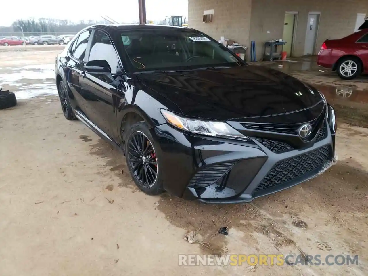 1 Photograph of a damaged car 4T1G11AK1LU326707 TOYOTA CAMRY 2020