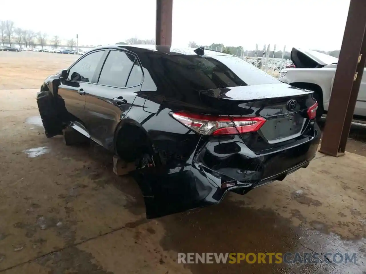 3 Photograph of a damaged car 4T1G11AK1LU326707 TOYOTA CAMRY 2020