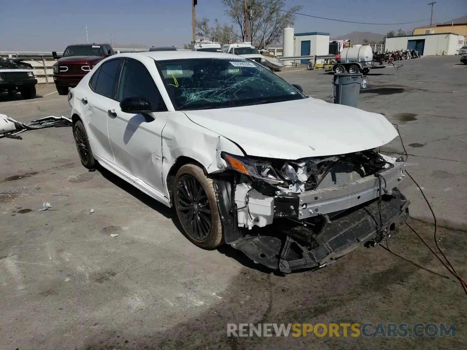 1 Photograph of a damaged car 4T1G11AK1LU327047 TOYOTA CAMRY 2020