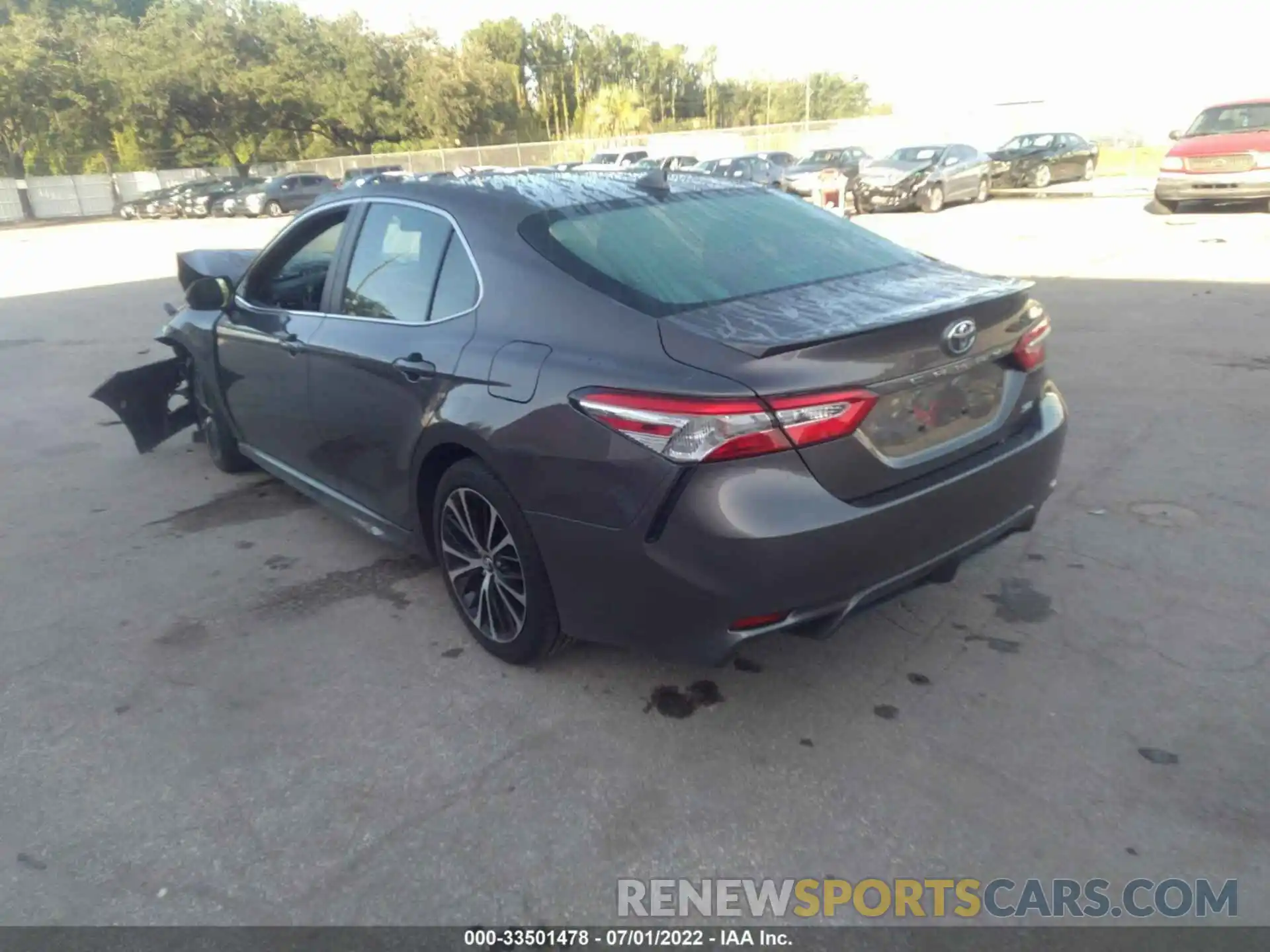 3 Photograph of a damaged car 4T1G11AK1LU328490 TOYOTA CAMRY 2020