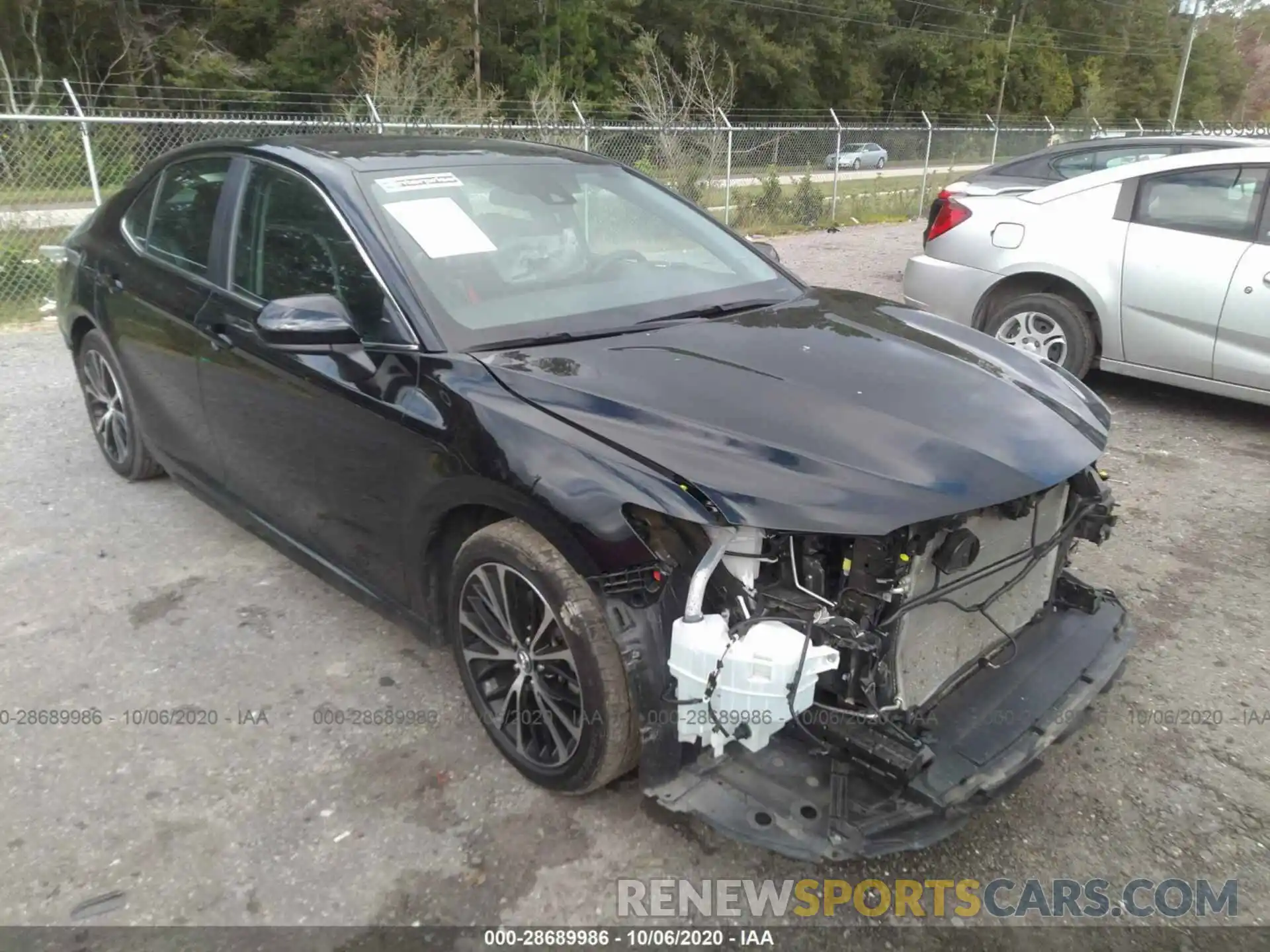 1 Photograph of a damaged car 4T1G11AK1LU328991 TOYOTA CAMRY 2020