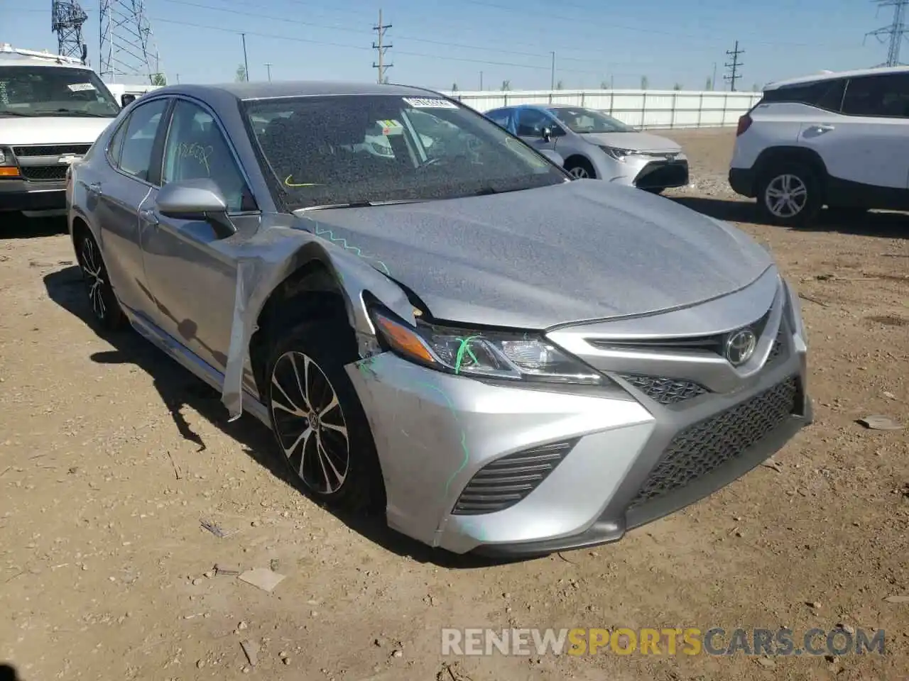 1 Photograph of a damaged car 4T1G11AK1LU330630 TOYOTA CAMRY 2020