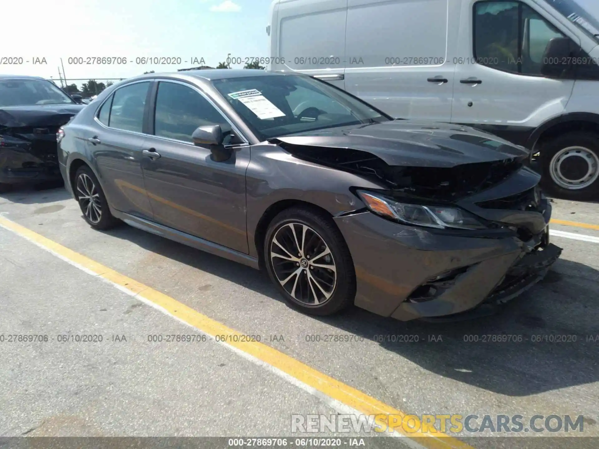 1 Photograph of a damaged car 4T1G11AK1LU331387 TOYOTA CAMRY 2020