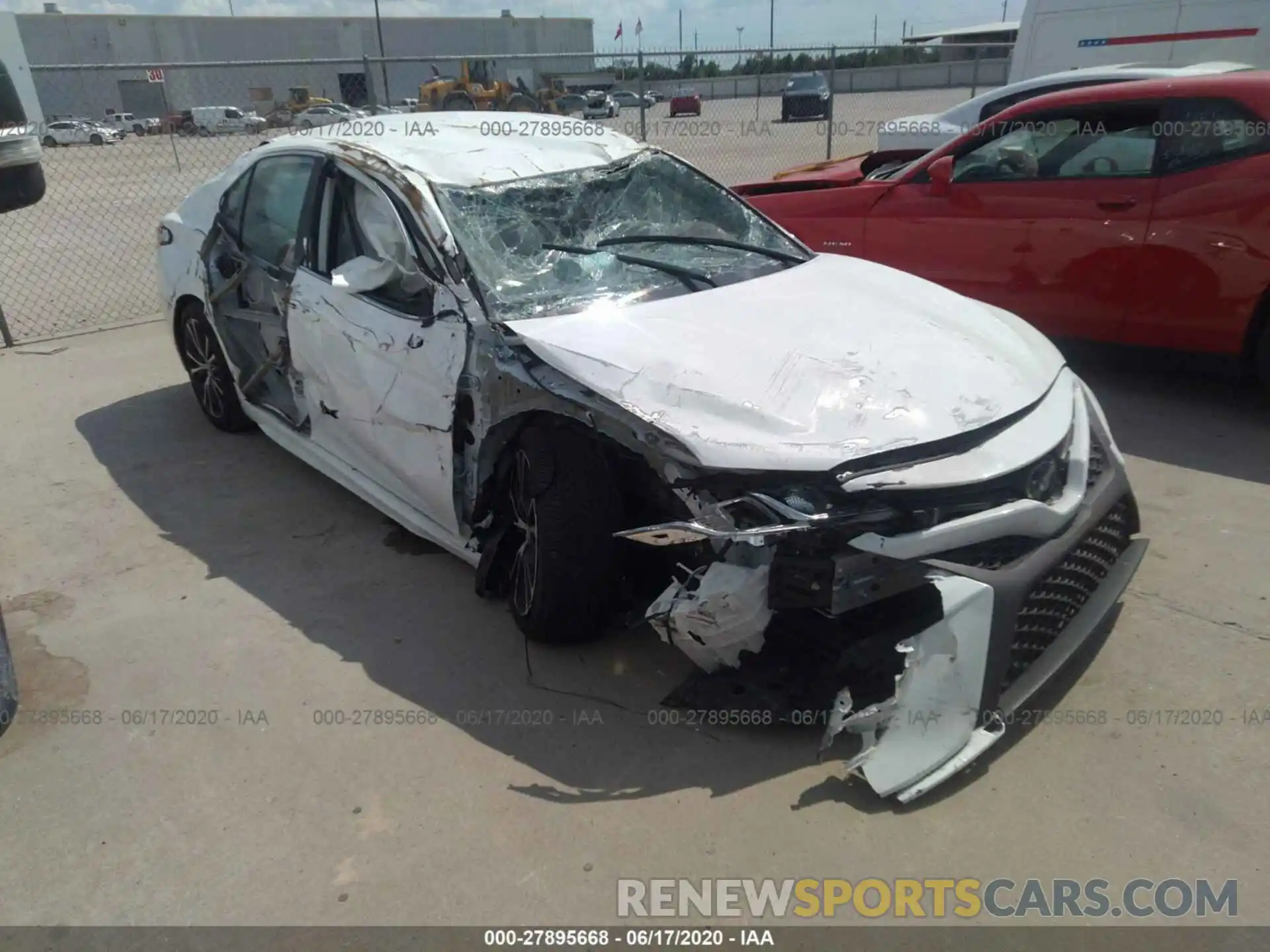 1 Photograph of a damaged car 4T1G11AK1LU332264 TOYOTA CAMRY 2020