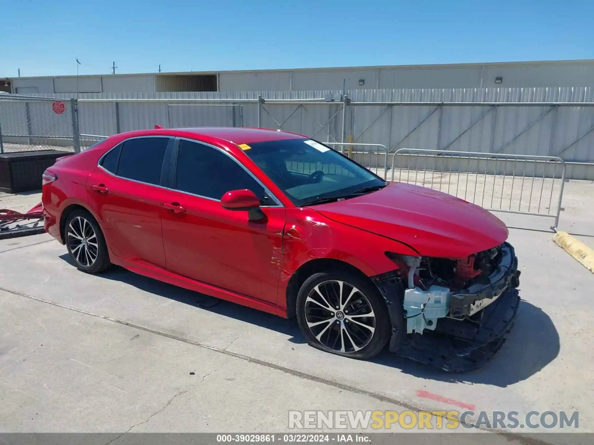 1 Photograph of a damaged car 4T1G11AK1LU332684 TOYOTA CAMRY 2020