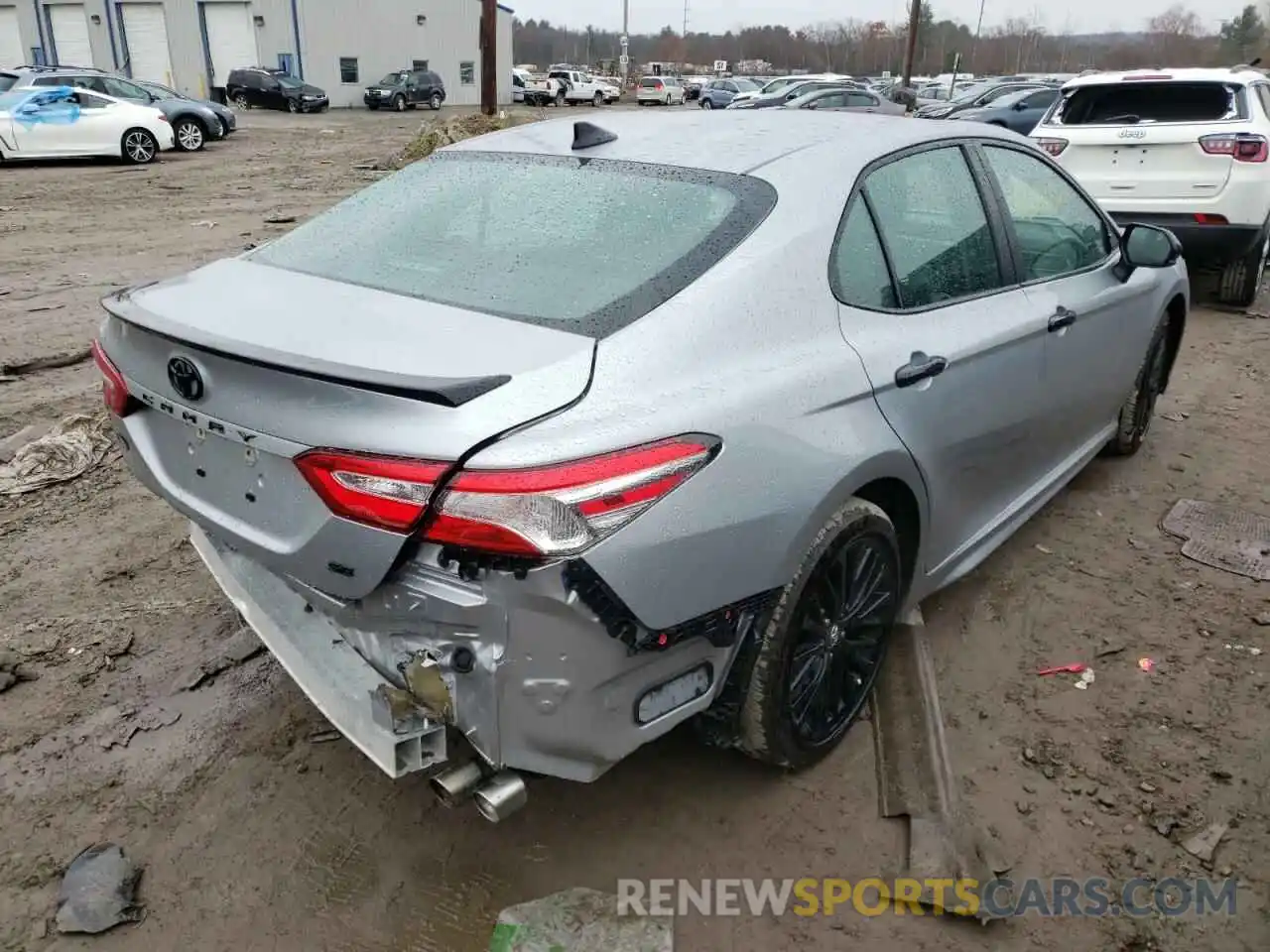 4 Photograph of a damaged car 4T1G11AK1LU332958 TOYOTA CAMRY 2020