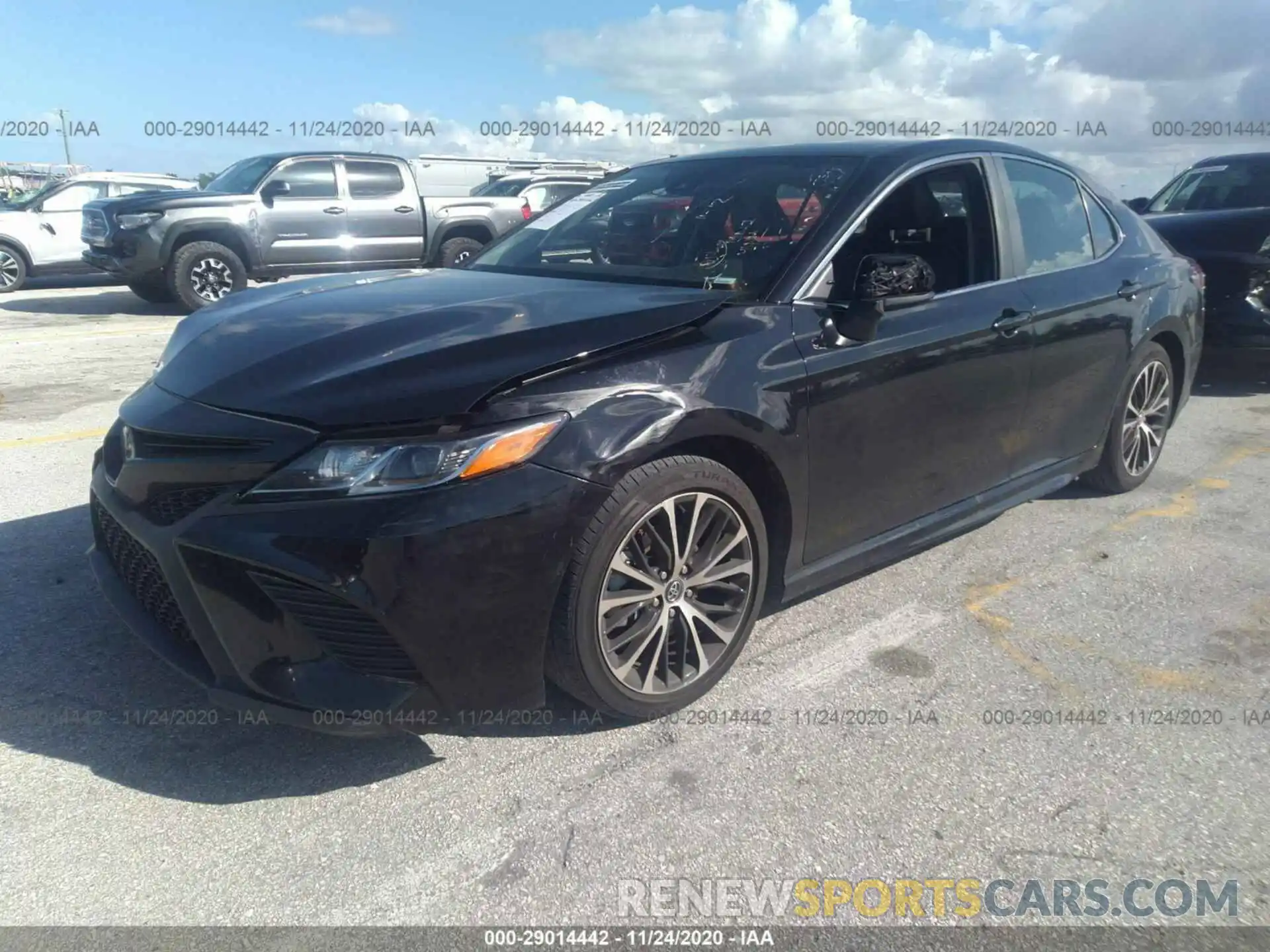 2 Photograph of a damaged car 4T1G11AK1LU334645 TOYOTA CAMRY 2020