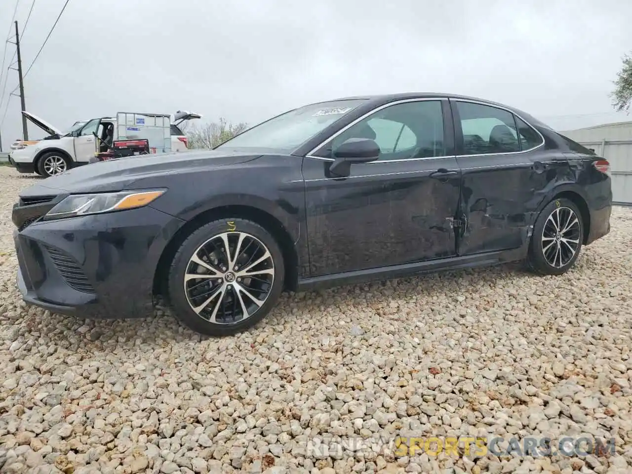 1 Photograph of a damaged car 4T1G11AK1LU335164 TOYOTA CAMRY 2020