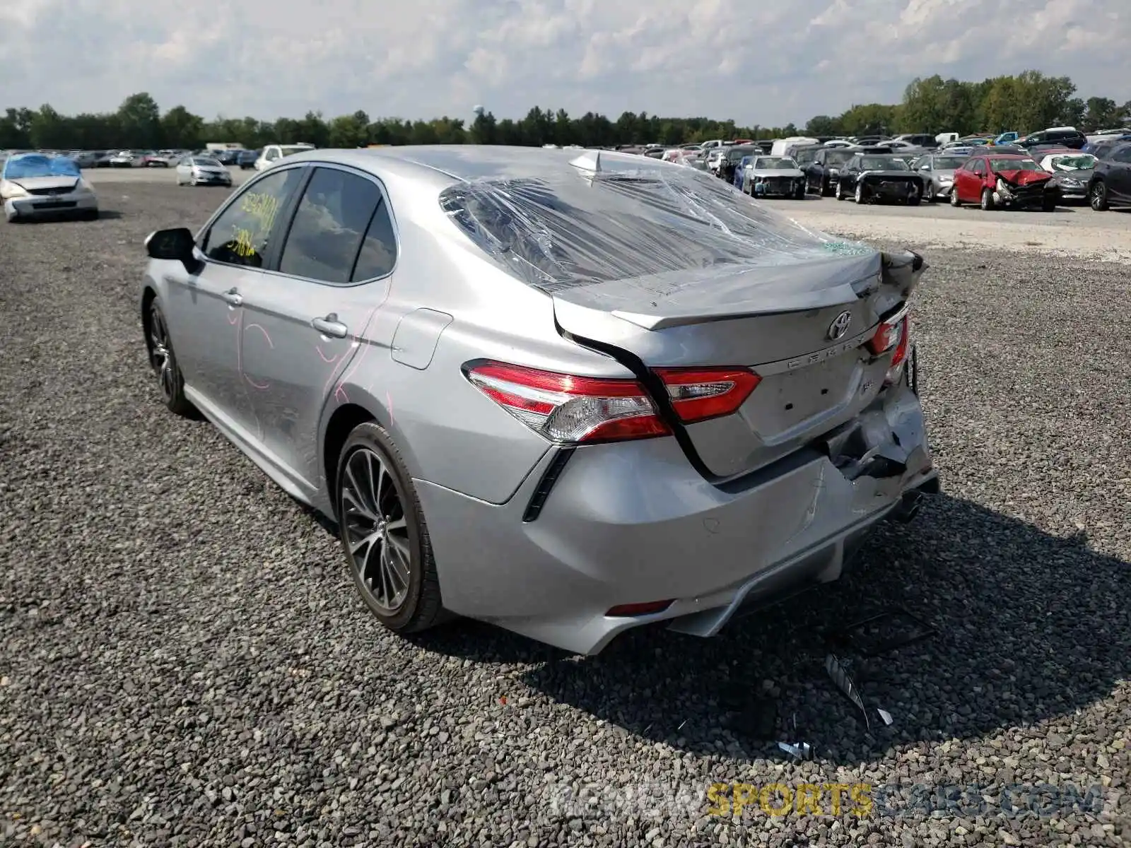 3 Photograph of a damaged car 4T1G11AK1LU336007 TOYOTA CAMRY 2020