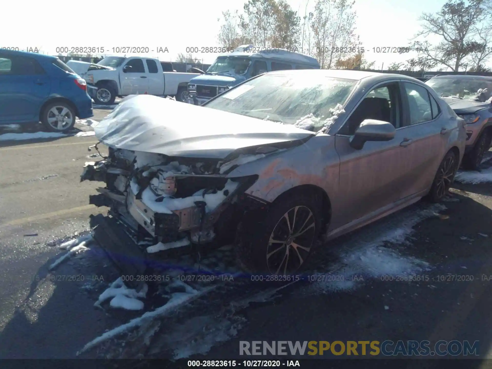 2 Photograph of a damaged car 4T1G11AK1LU336721 TOYOTA CAMRY 2020