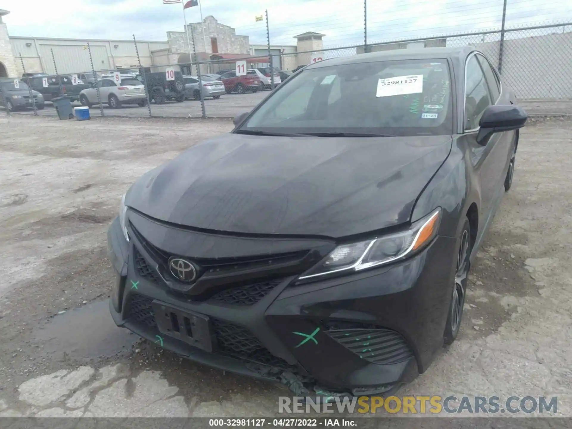 6 Photograph of a damaged car 4T1G11AK1LU340980 TOYOTA CAMRY 2020