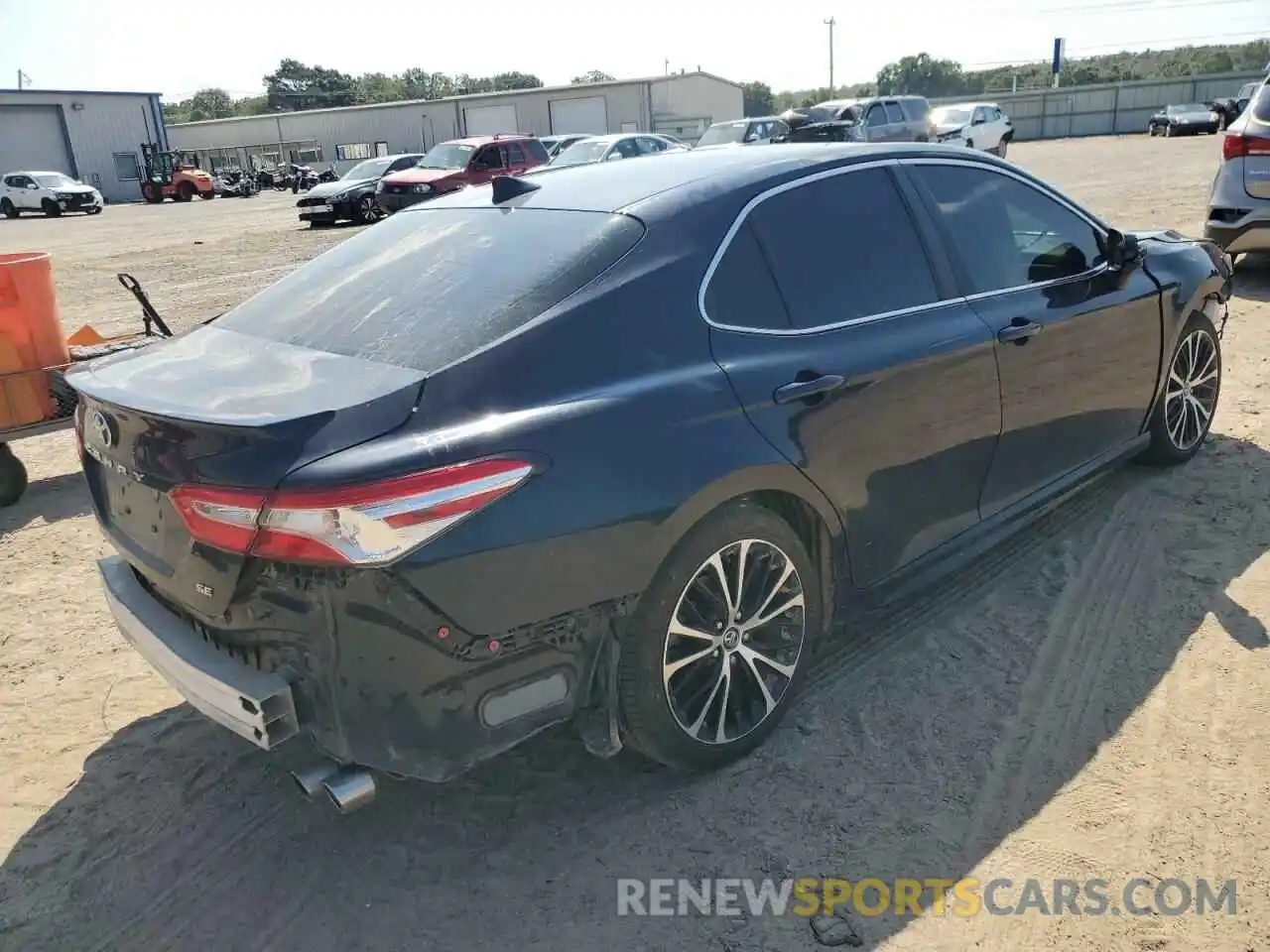 4 Photograph of a damaged car 4T1G11AK1LU343572 TOYOTA CAMRY 2020